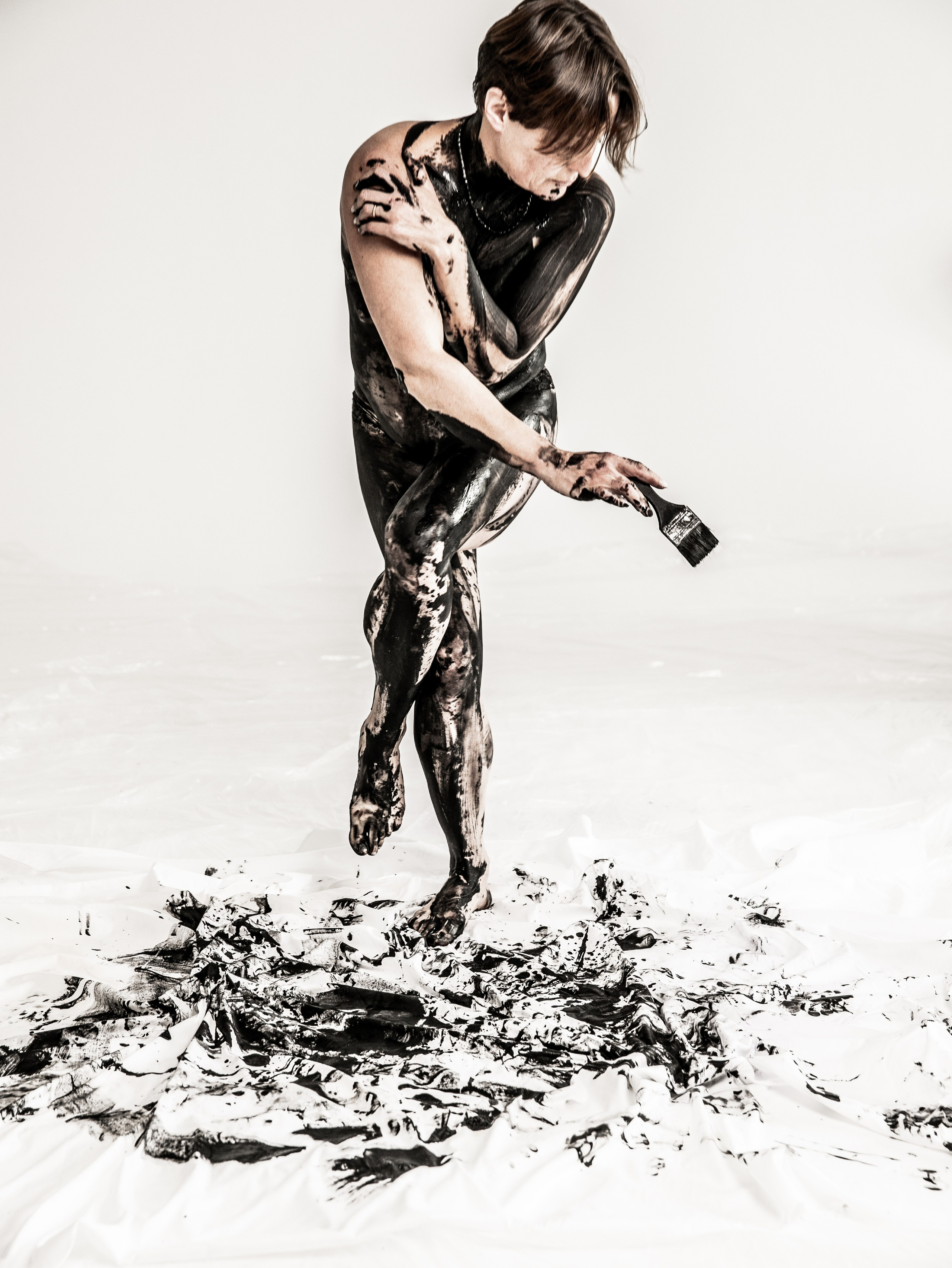 Я — ЖИВАЯ. Визуальный художник Лиана Даренская, Москва