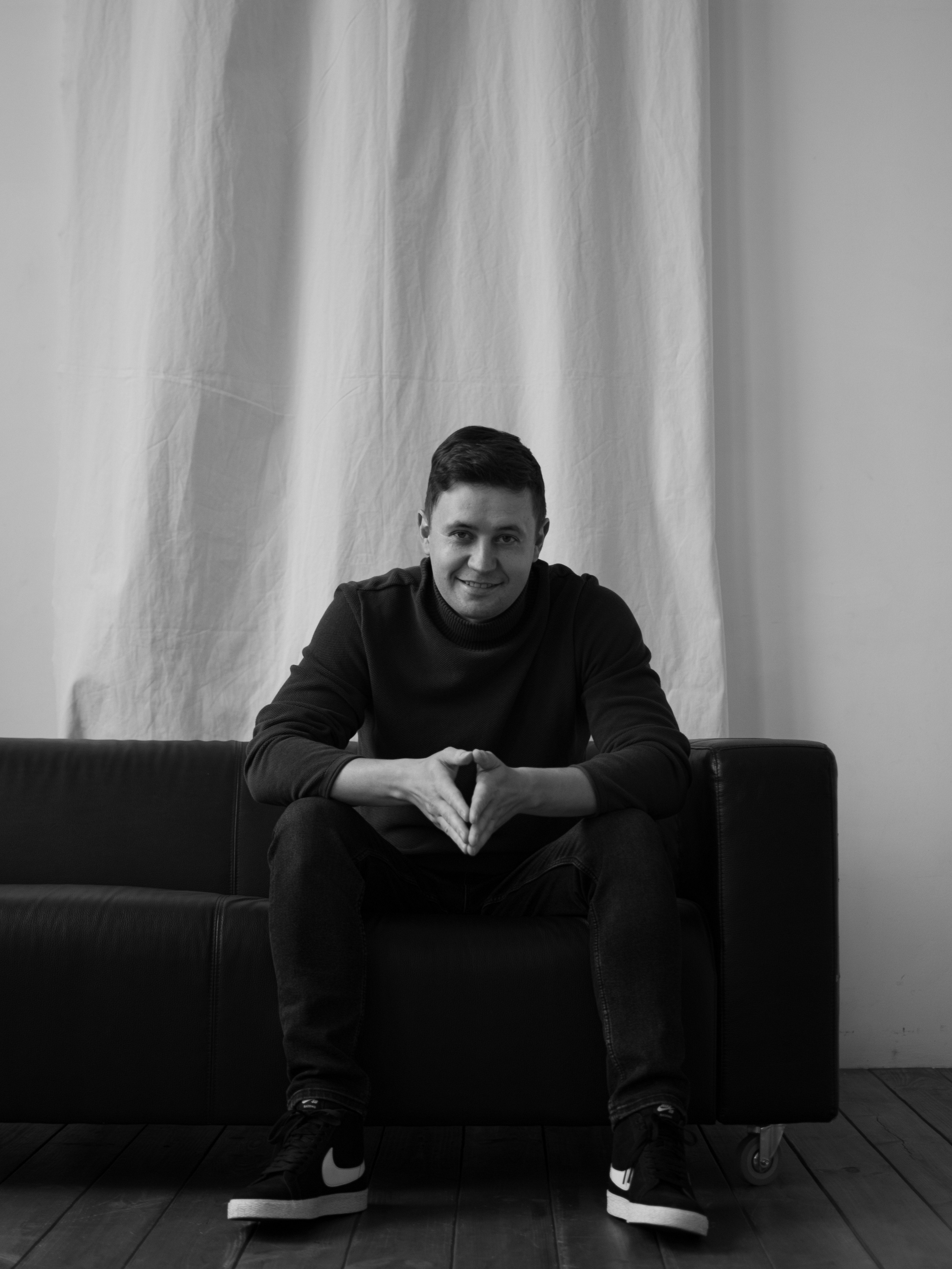 Портрет кинорежиссера Александра Кузовкова Фотограф Ульяна Красикова Омск