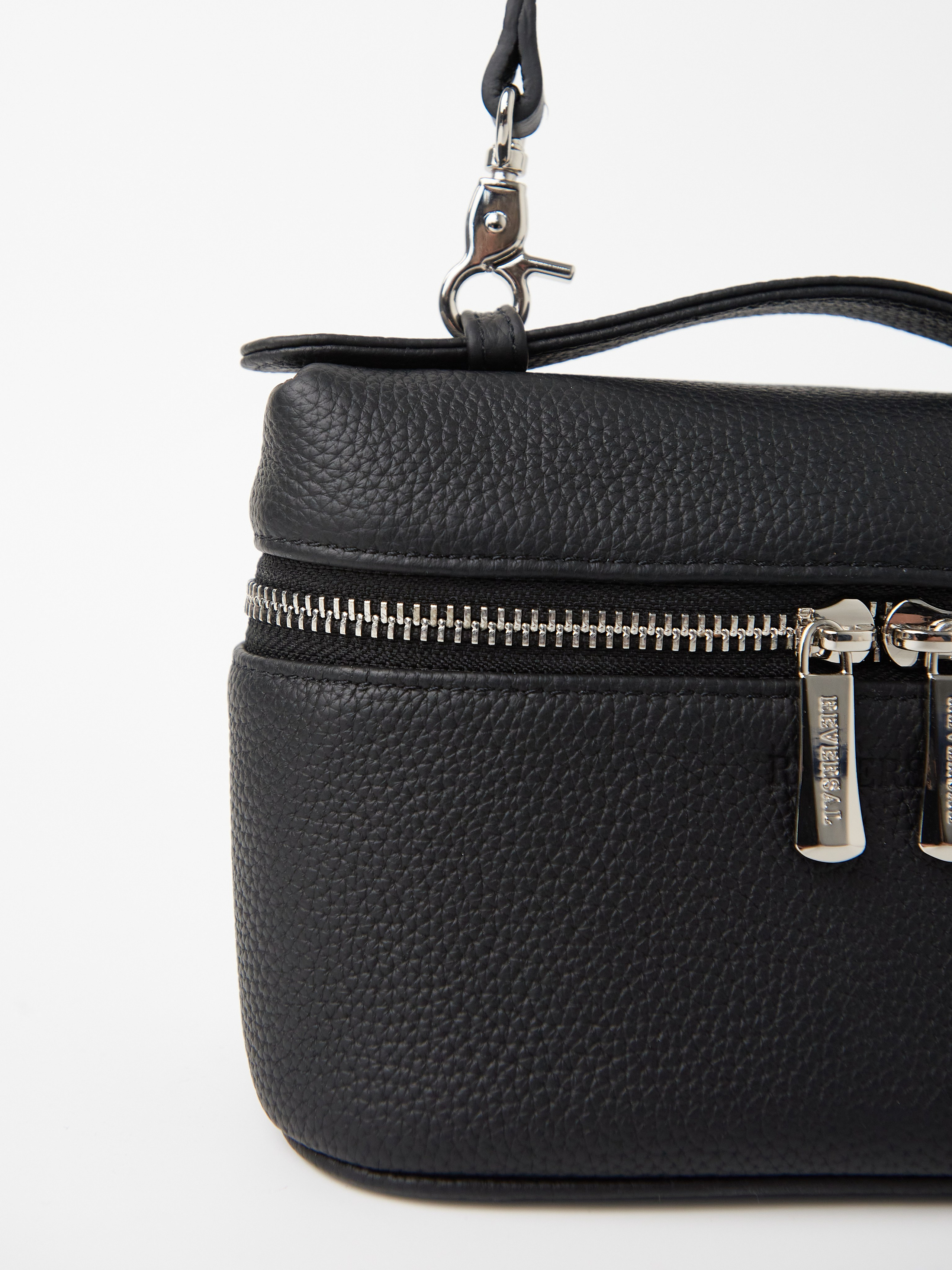 Сумка. Продакшен г. Москва Генерация и съемки