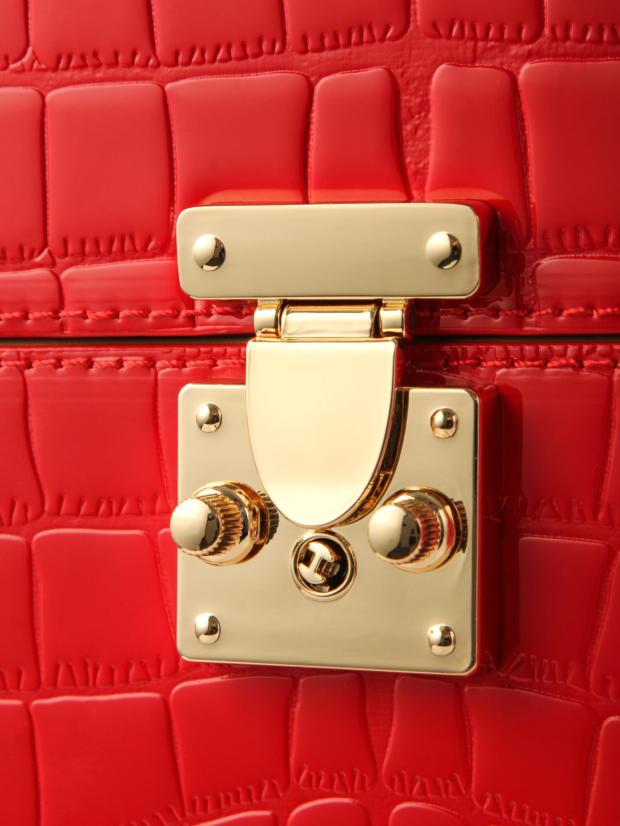 Фотосъемка шкатулок и сумок для каталогов | Кейс предметного фотографа. Предметный фотограф в СПб | Съемка для Wildberries, Ozon, рекламы | Алан Ульбашев