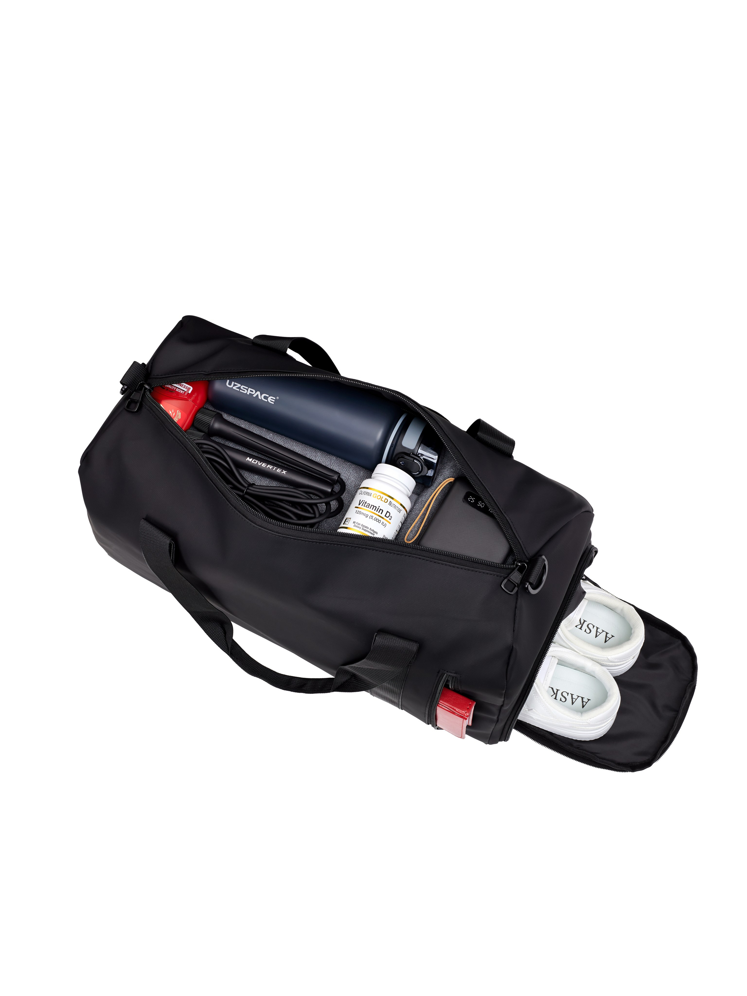 Подготовка товаров перед предметной фотосъемкой. Уютная студия предметной съемки для маркетплейсов в городе Москва