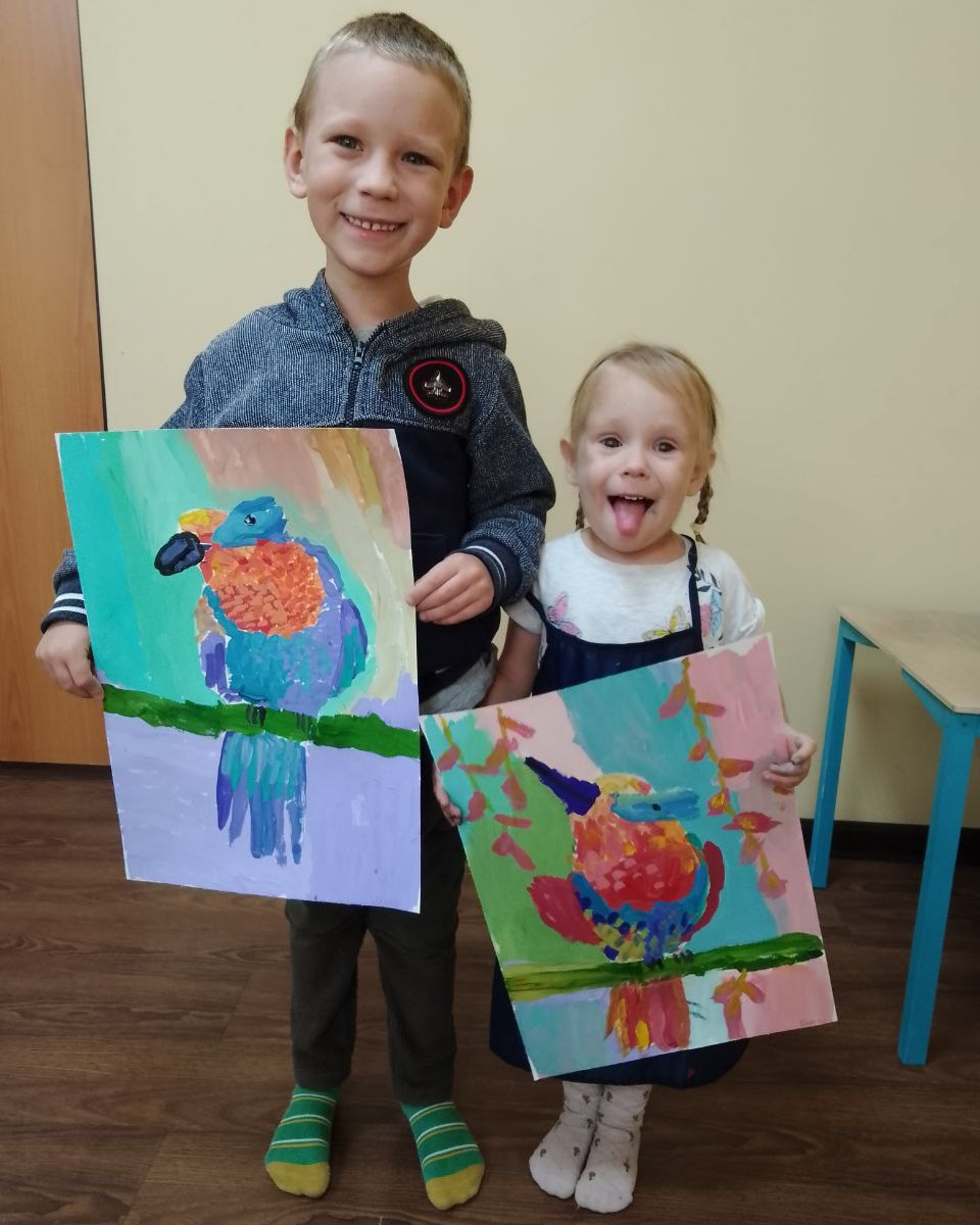 Групповые занятия для детей от 3 лет до 8 лет. Тихонова Анна —художник-график, художник-монументалист, живописец, педагог