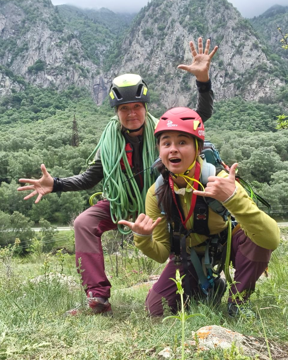 Женская медиа-команда на фестивале “Скалы России”. Премия Стальной Ангел