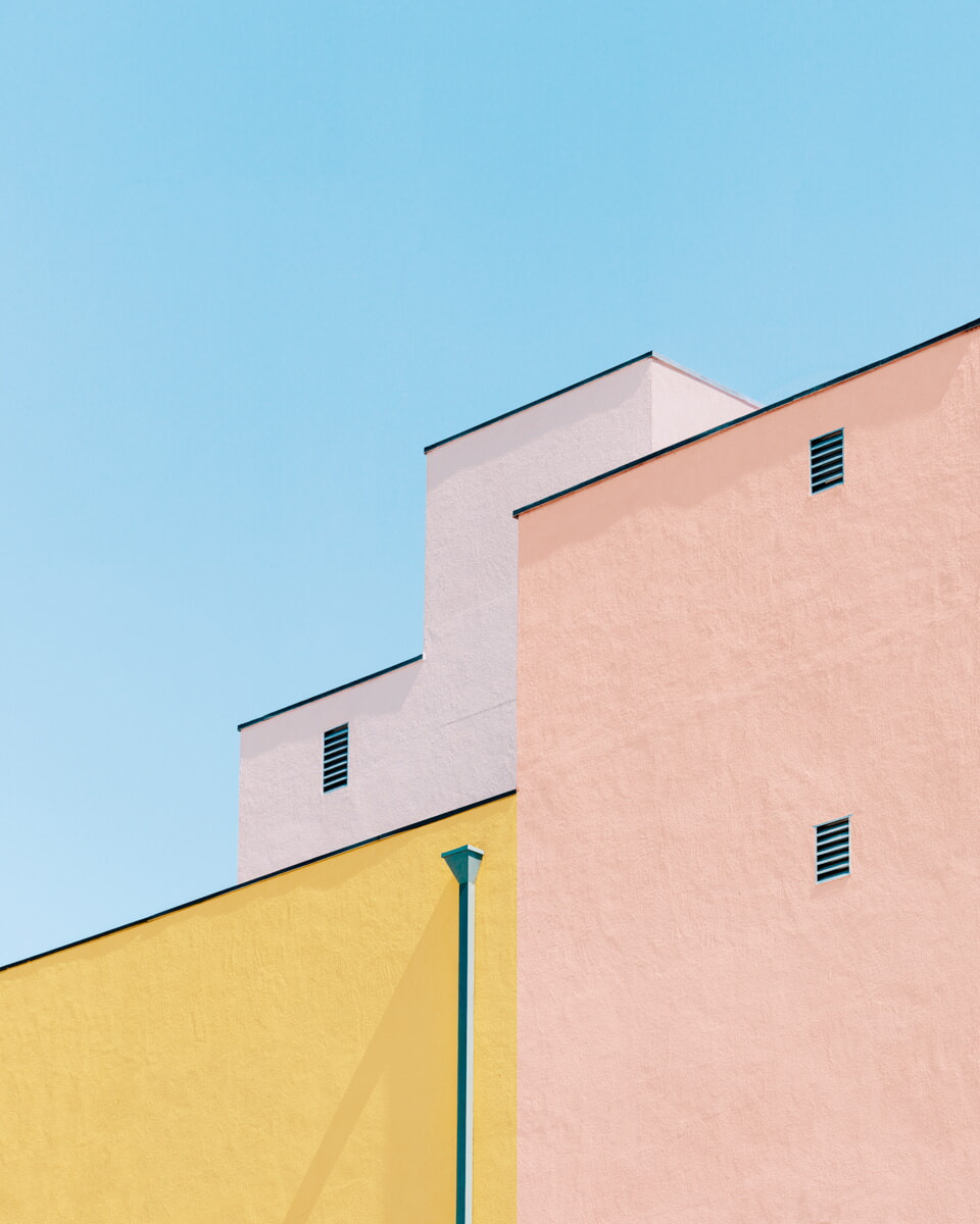 Победители премии Minimalist Photography Awards 2022 года. Фотограф — видеограф в Москве Дмитрий Менделеев