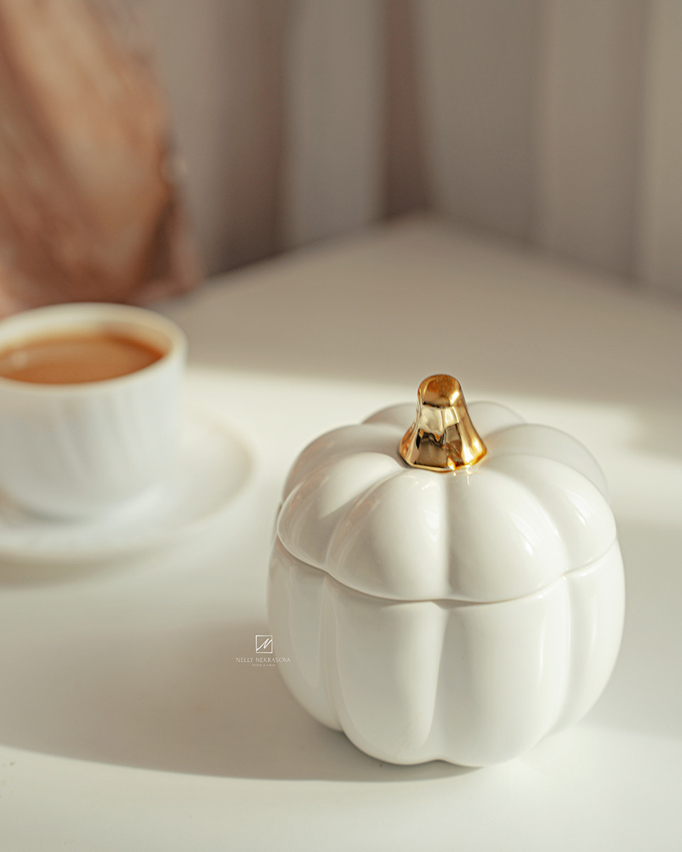 Самая осенняя свеча. Фотограф и искусствовед в Туле и Санкт-Петербурге Нелли Некрасова