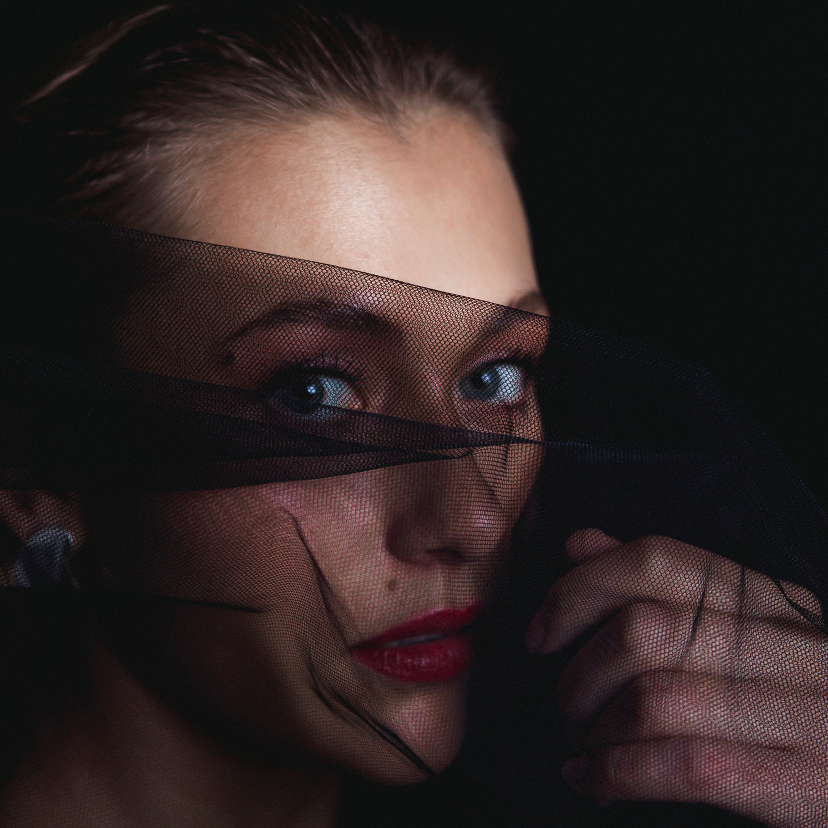 Контакты. Портретный фотограф в Москве