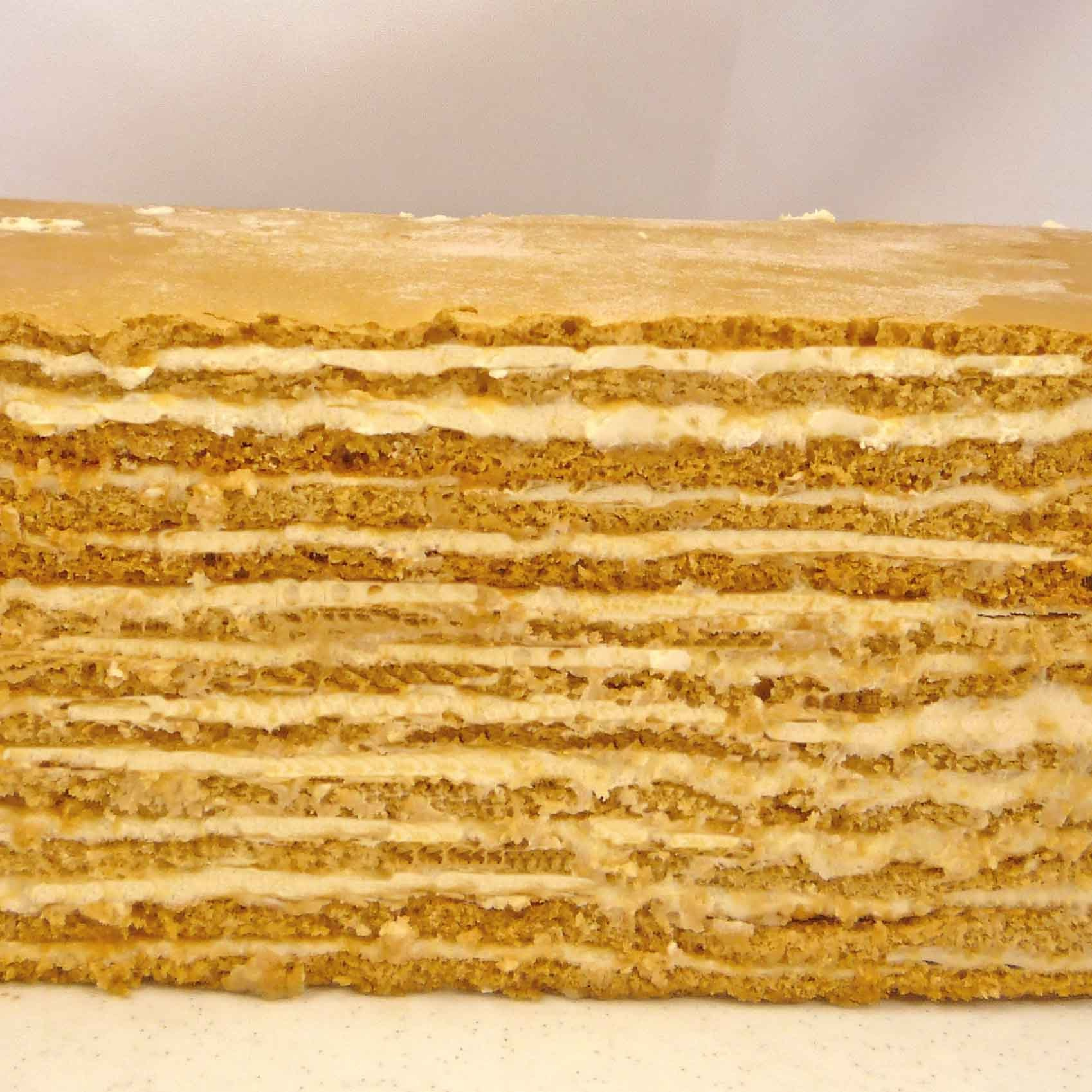 Самые вкусные начинки — бисквитные, шоколадные, медовые…. Торты на заказ в Волгограде