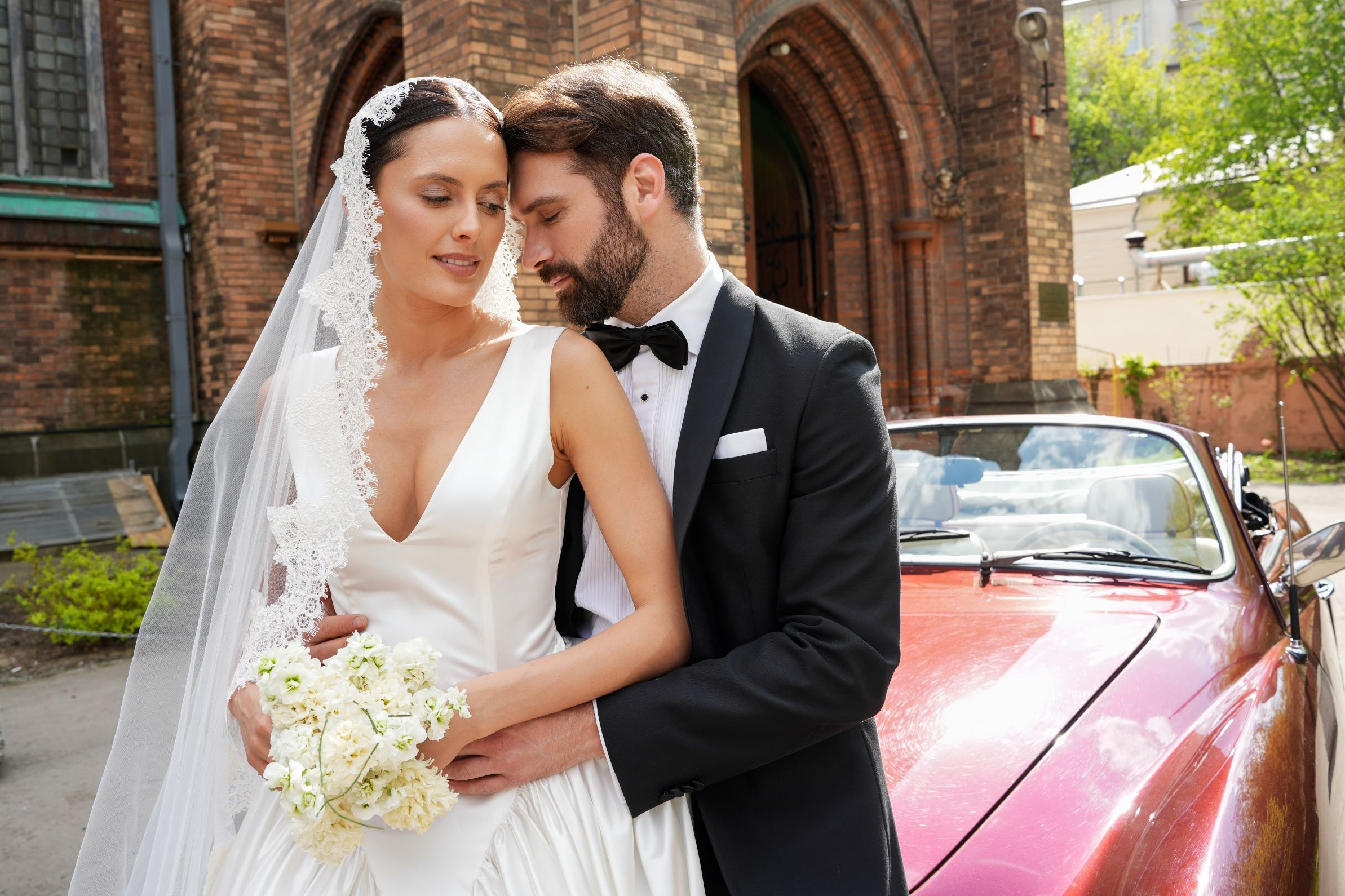 Стоимость услуг фотографа, видеографа в Ростове-на-Дону на фотосъёмку и видеосъёмку