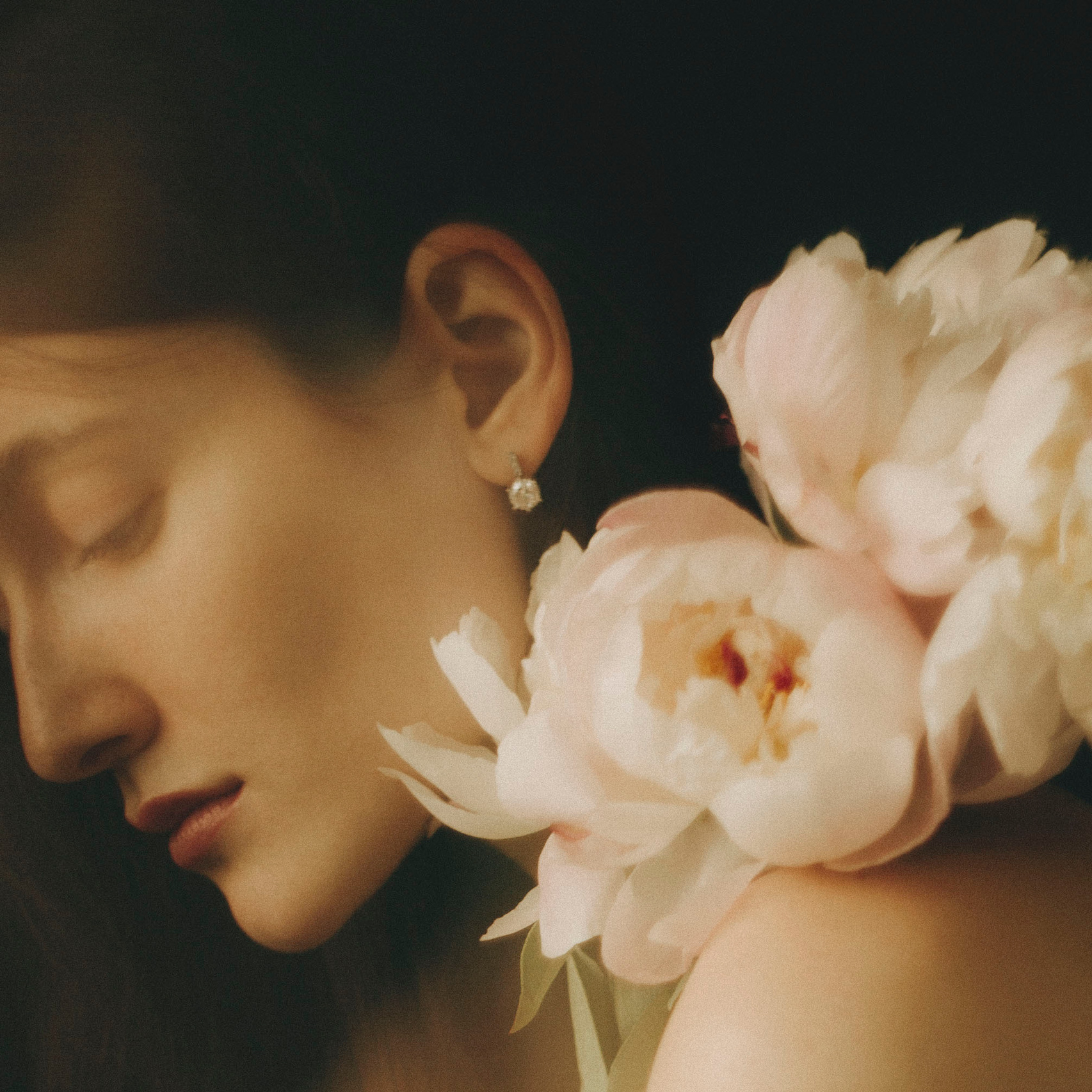 Контакты. Ваш портретный фотограф в Москве Катя Прокофьева