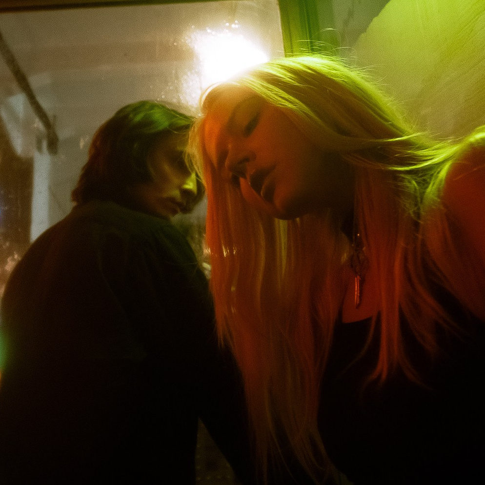 Su di me. Fotografo a Mosca con un’atmosfera notturna di foto