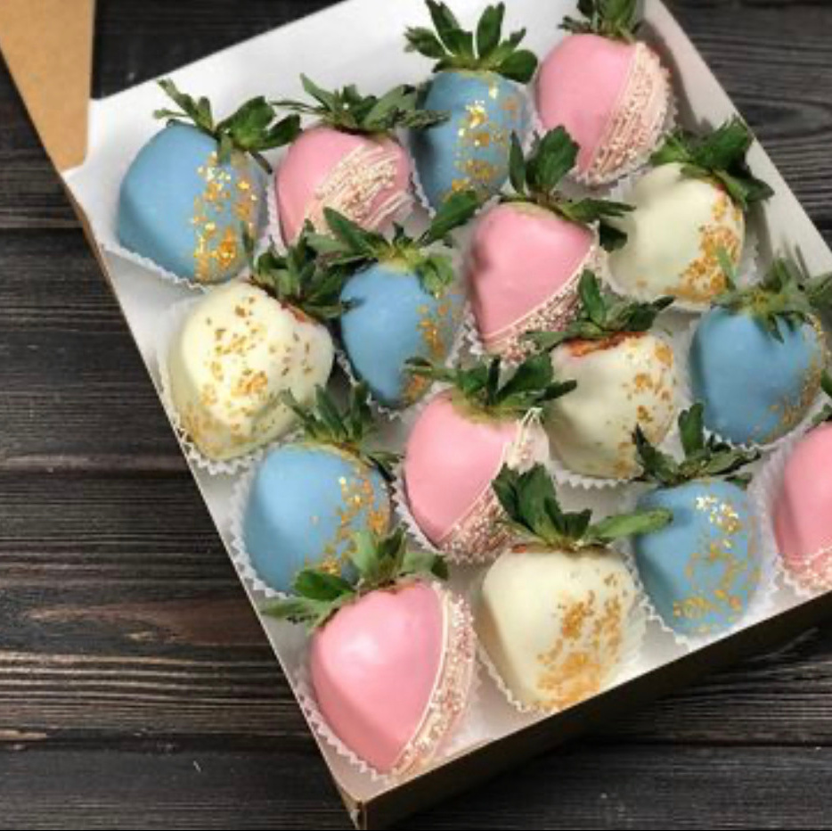 Наборы из клубники в шоколаде Сургут. Клубника в шоколаде в Сургуте