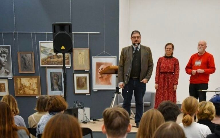 В Центральном Доме архитектора открылась выставка «От ученичества к творчеству. Пути становления мастера». Главная