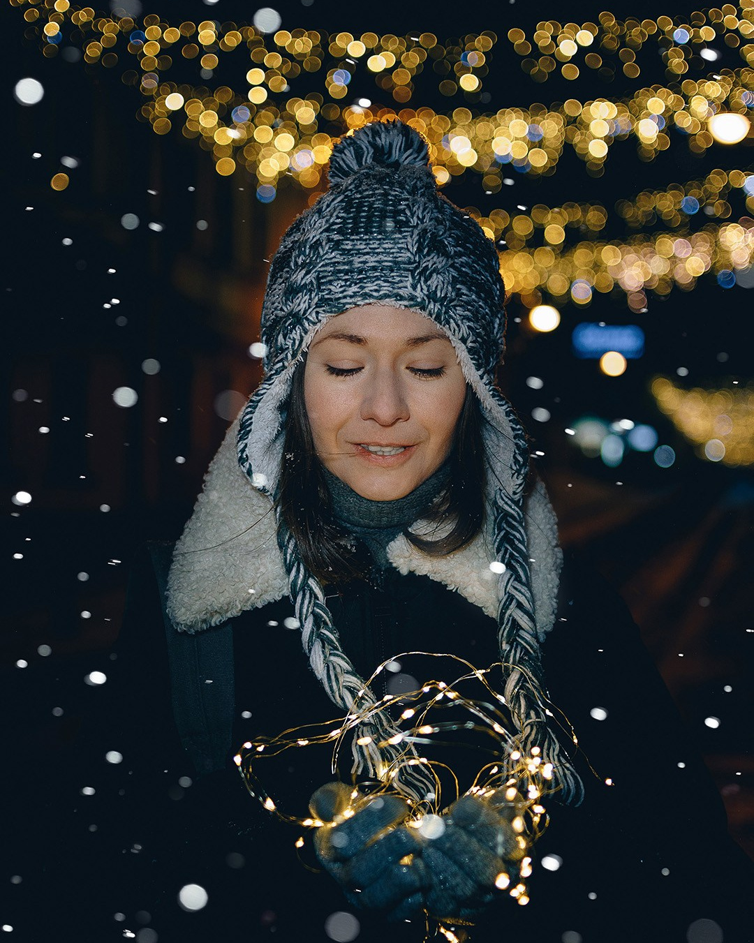 Зимняя фотосессия вечером с огнями, Минск