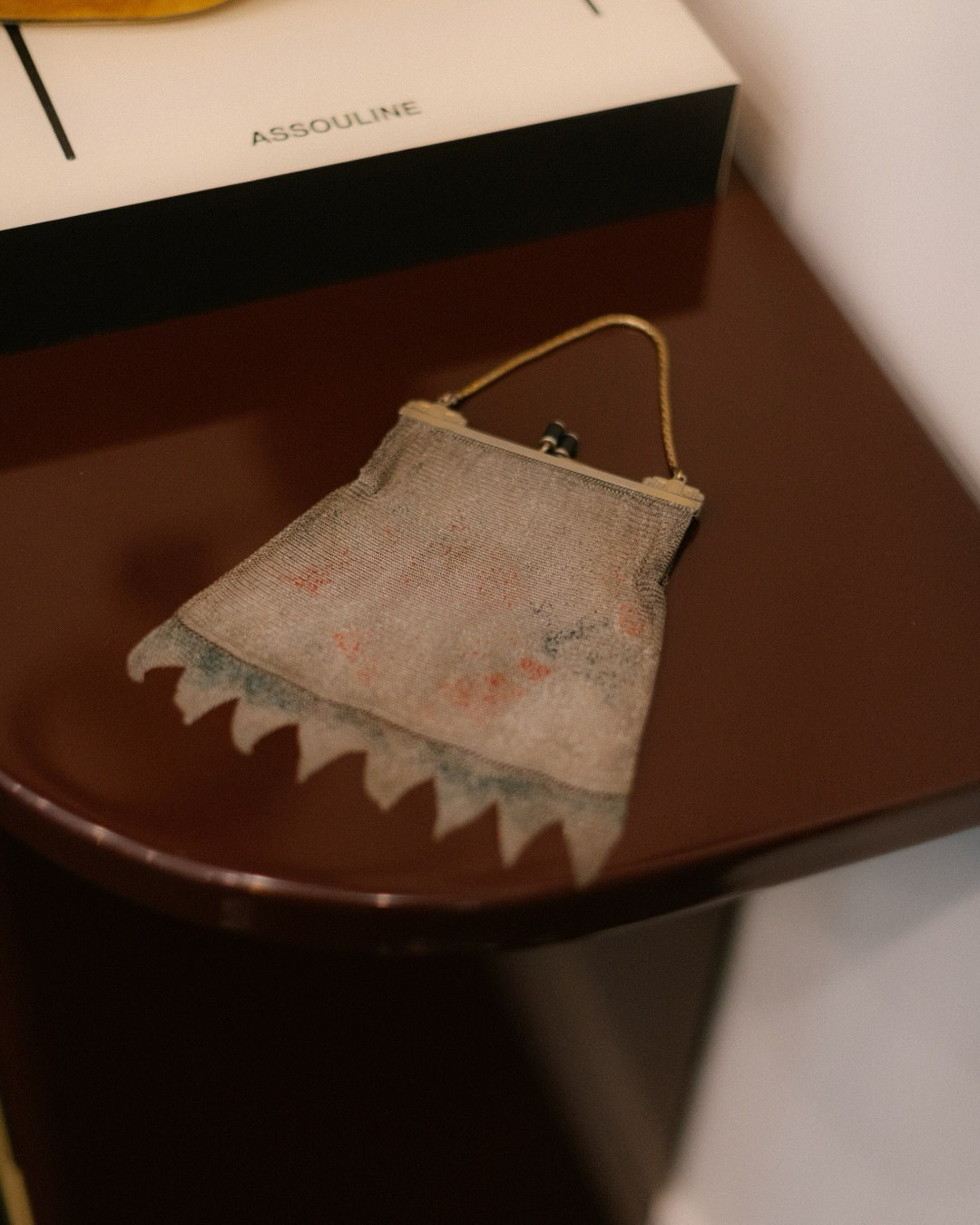 Бархатные сумочки 2026: мешочки, кисеты и drawstring — главный тренд аксессуаров. EUGENIKA JEWELS — Идеальные украшения для избранных