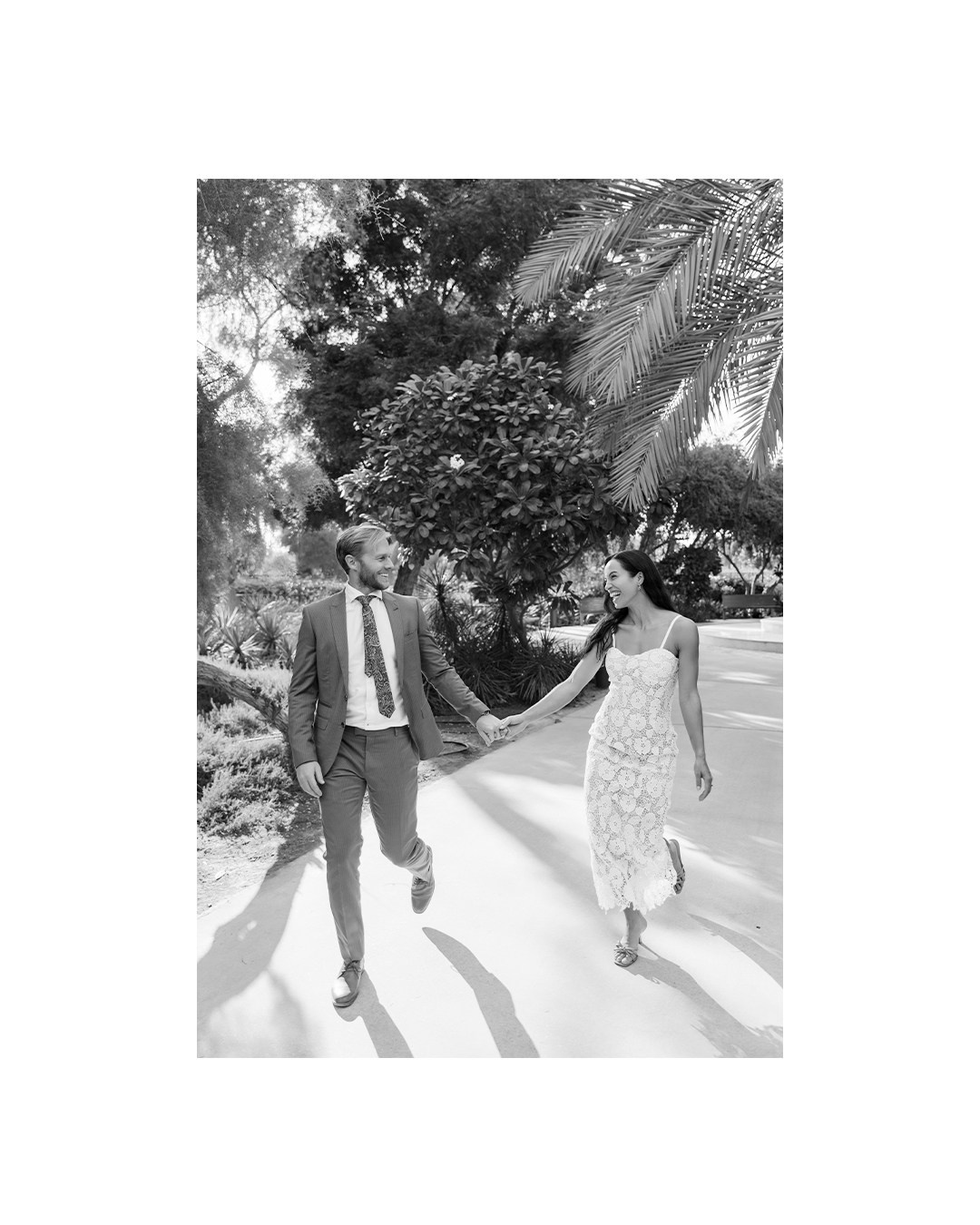 Wedding photoshoot in&nbsp;Abu Dhabi park after a&nbsp;civil wedding in&nbsp;Abu Dhabi court