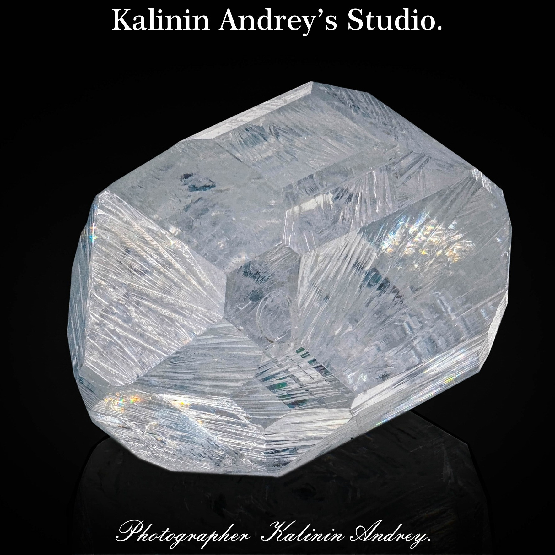 Высококачественная профессиональная фотосъёмка природных минералов максимальной детализацией  в Москве. Высококачественная профессиональная рекламная фотосъёмка ювелирных украшений, драгоценных камней в Москве. Обучение, консультация