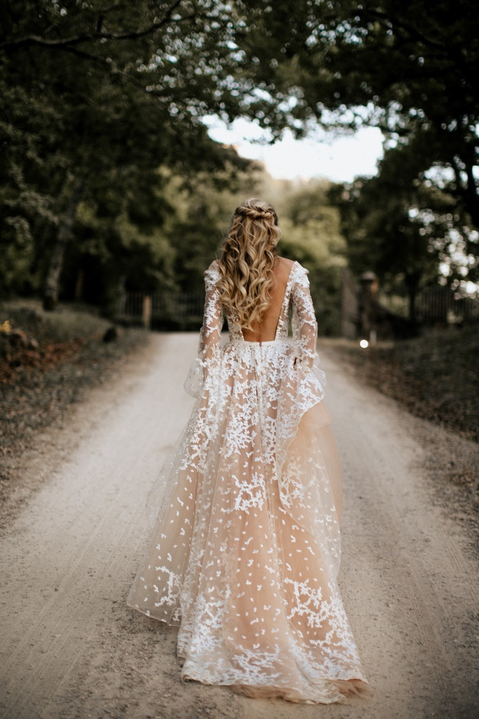 Свадебные платья: тренды 2019. Свадебный фотограф и видеограф Когай Дмитрий и Юлия