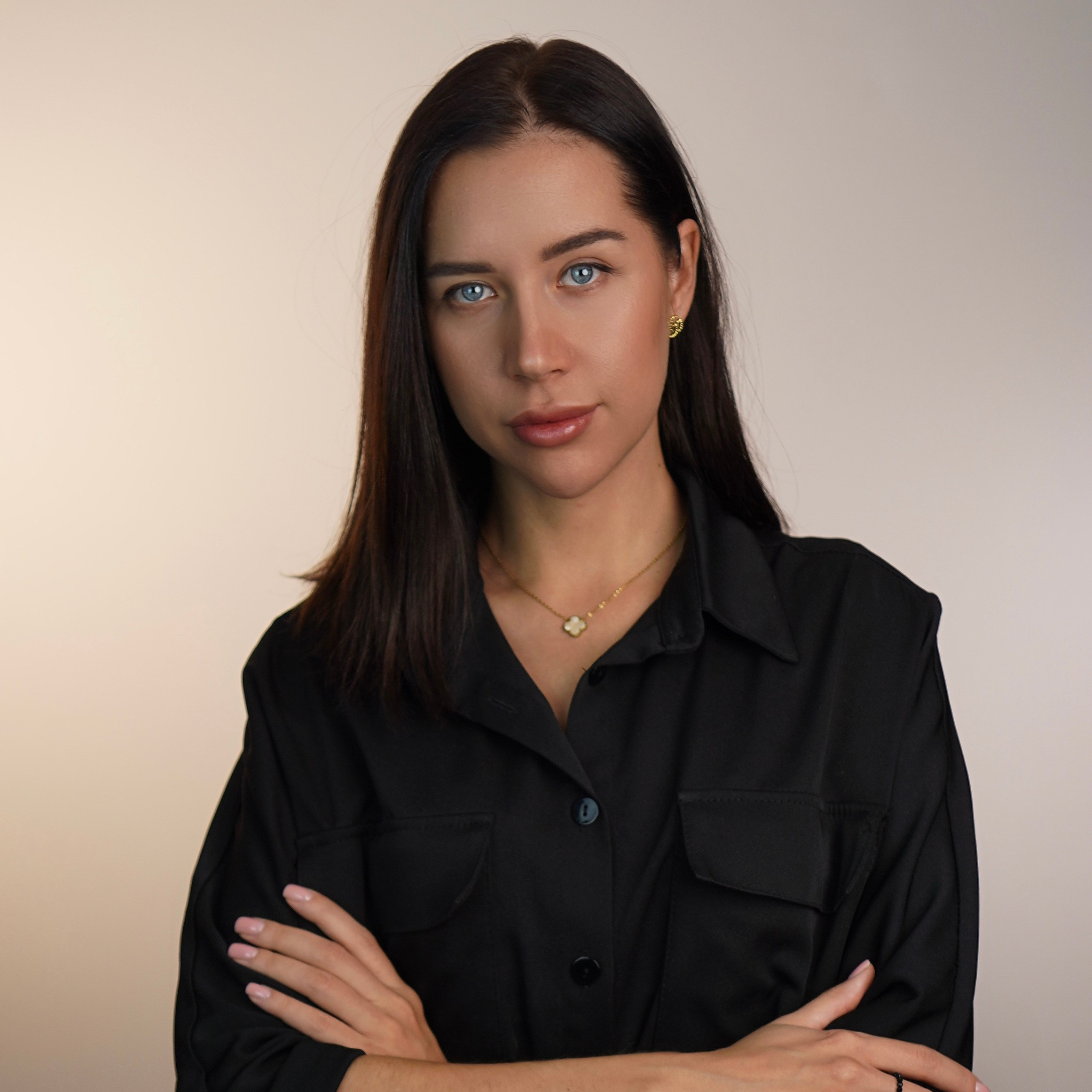 Саша. Студия перманентного макияжа, косметологии и массажа SYMMETRY в Москве, м. Киевская