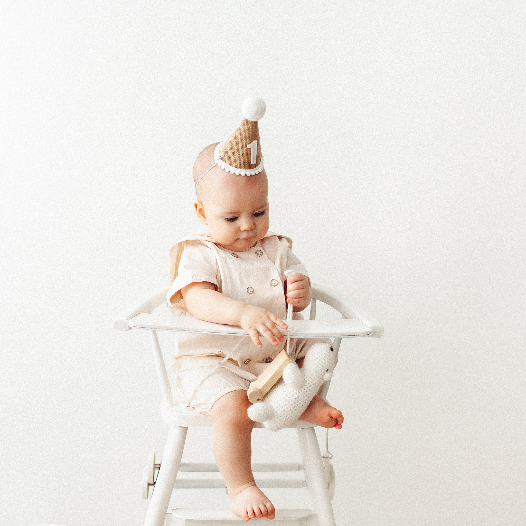 Милый колпачок на Первый день рождения. Детский фотограф в Самаре