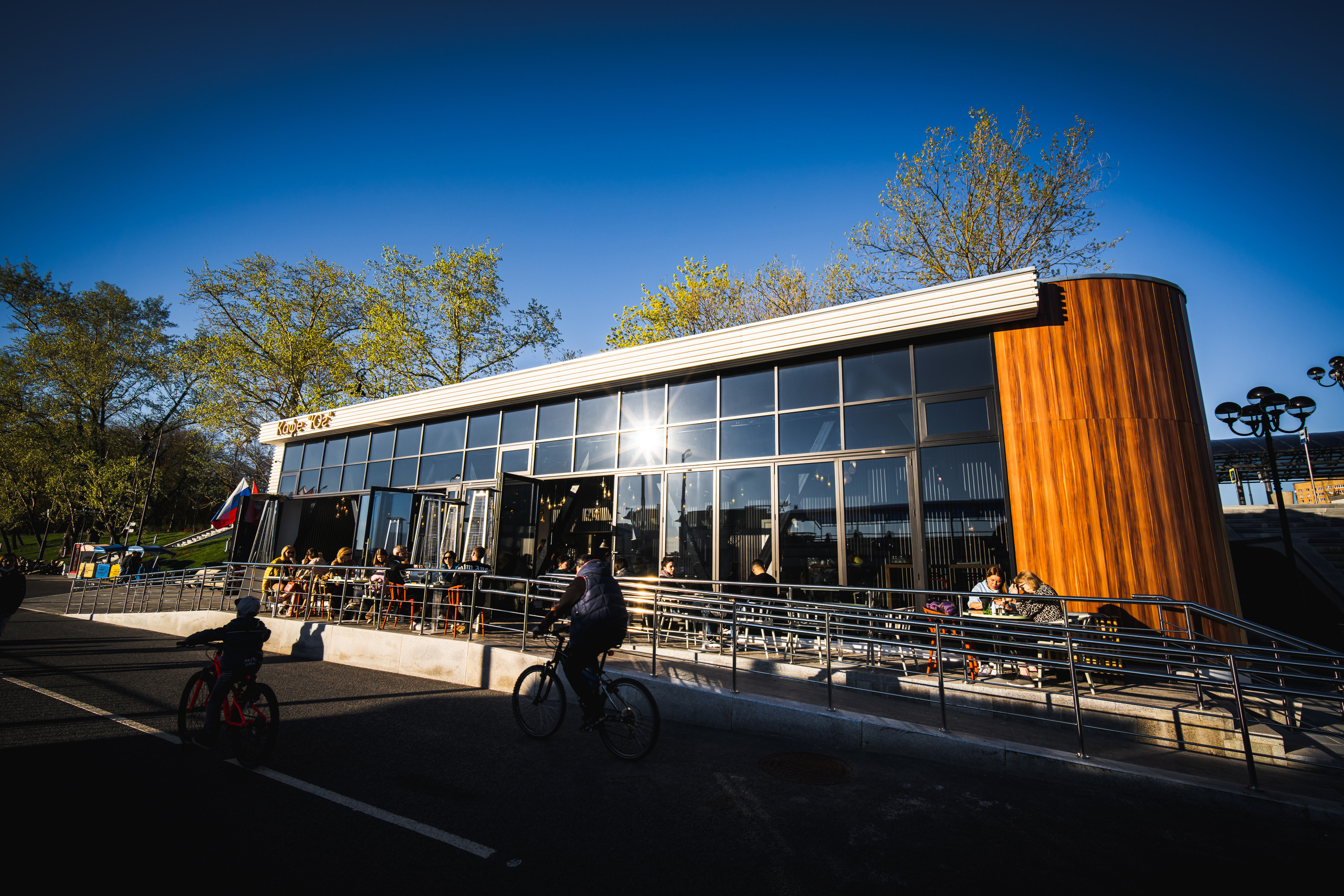 Кафе "Юг" на Северном речном вокзале