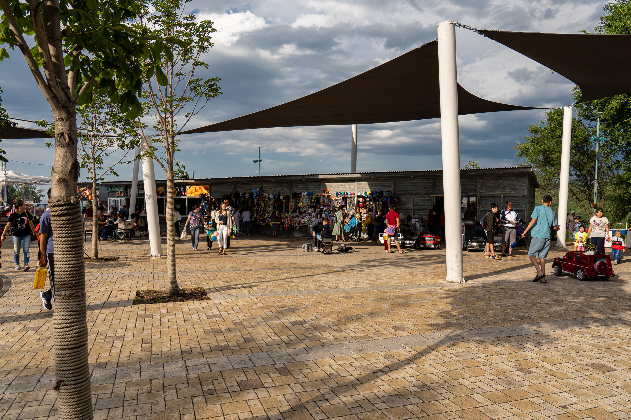 На горе Кок-Тобе в Алматы