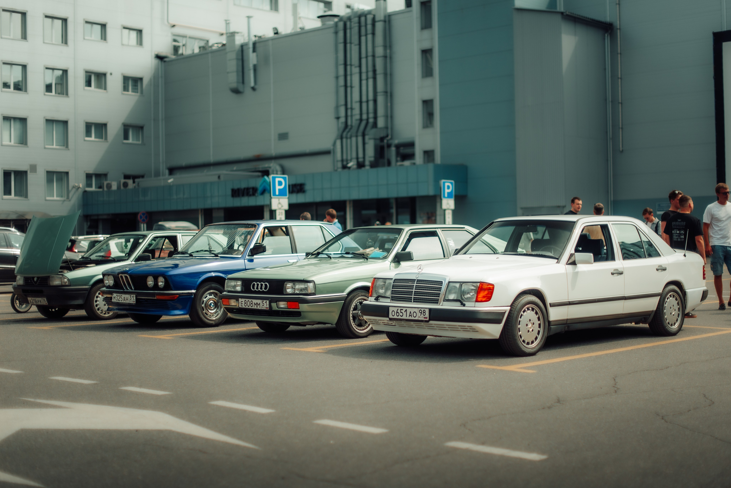 Cars and Coffee 01/07/23. Автомобильный фотограф Антон Цырулев