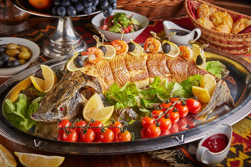 Веранда в Якушево для свадьбы, юбилея, корпоратива. Банкетный зал Веранда в Якушево у озера для свадеб, юбилеев, корпоративов. Официальный сайт