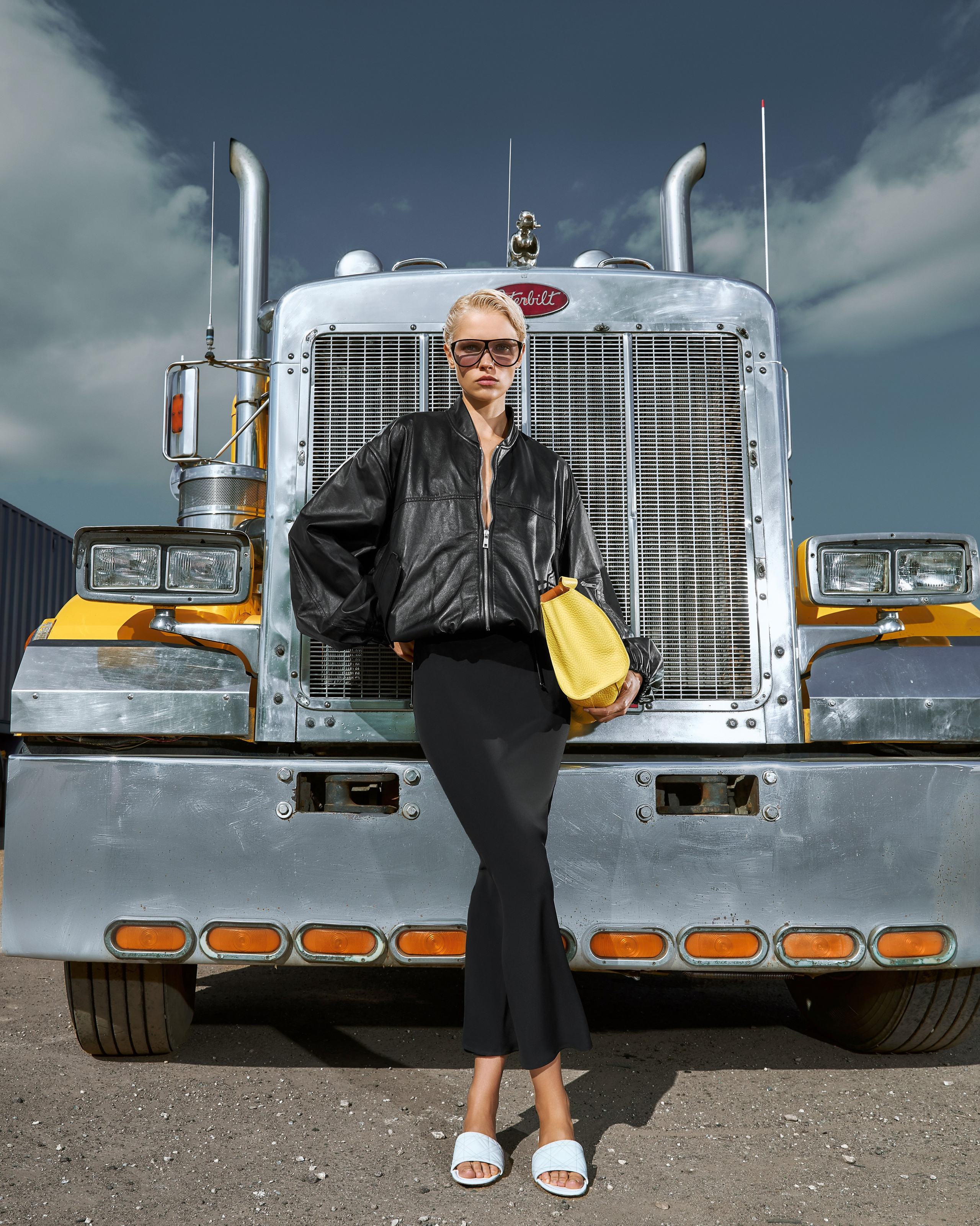 BRANDS. Professional retoucher