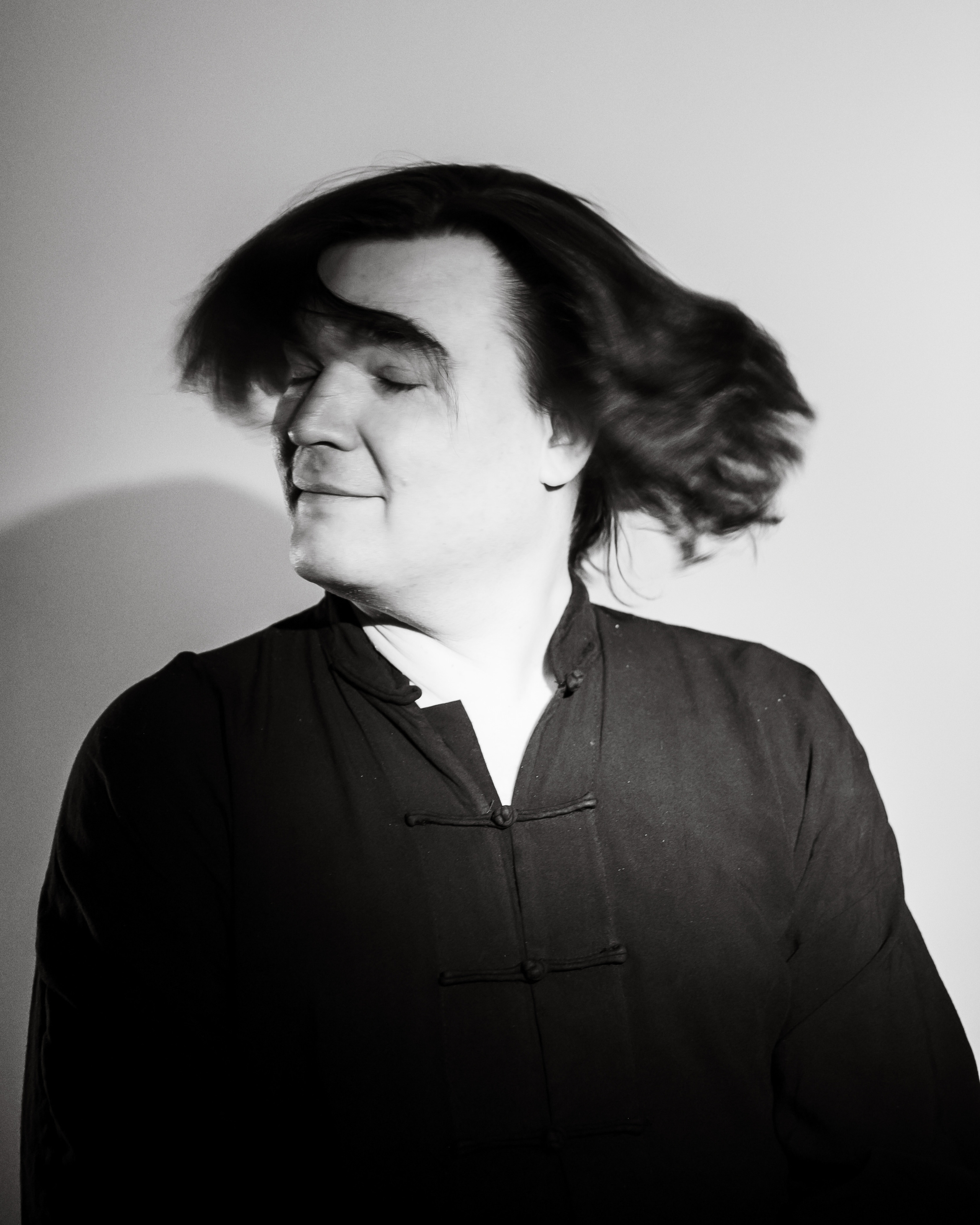 Мастер цигун Роман. Визуальный художник Лиана Даренская, Москва