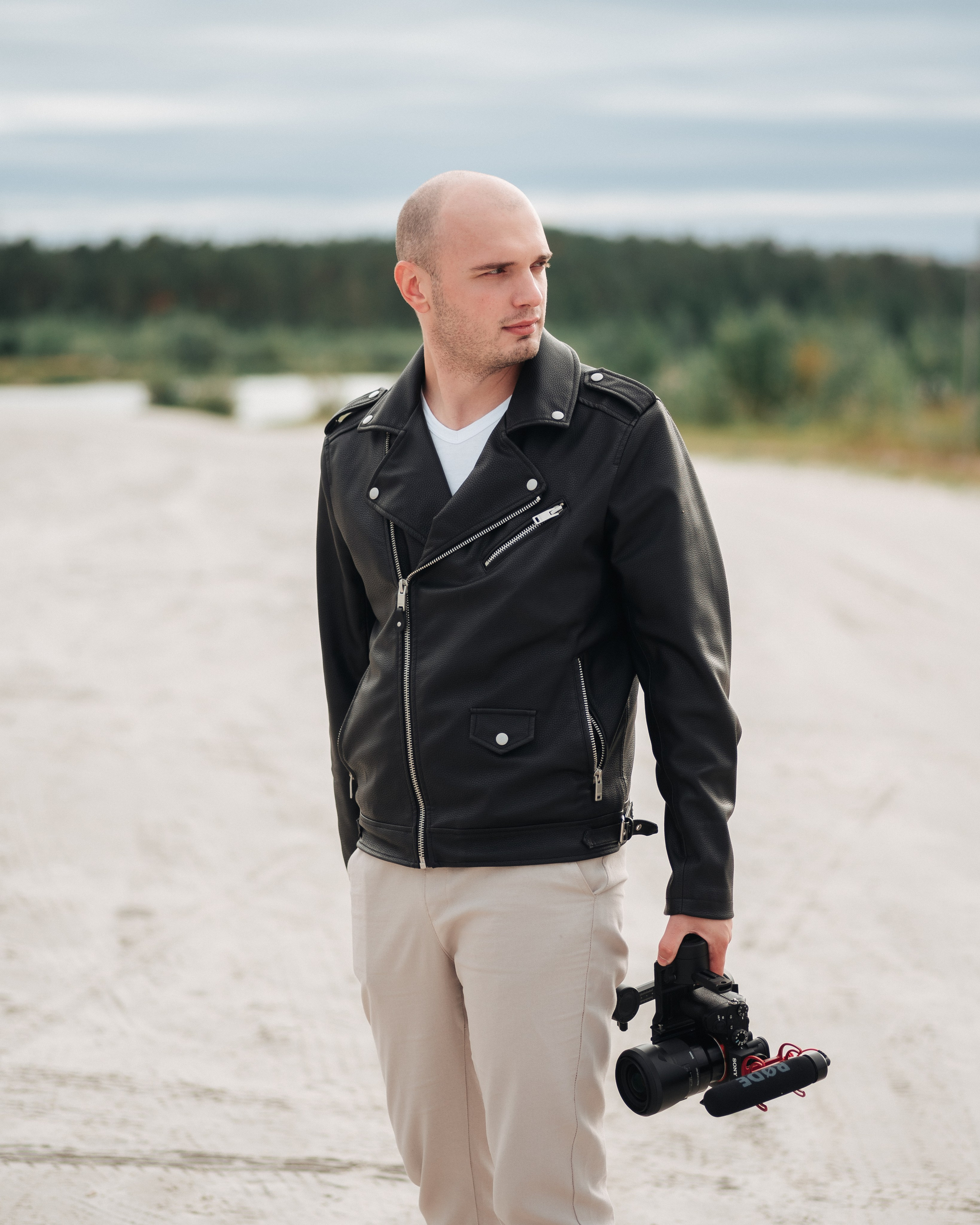 Контакты. Фотограф и Видеограф в Ноябрьске Кирилл Буделев