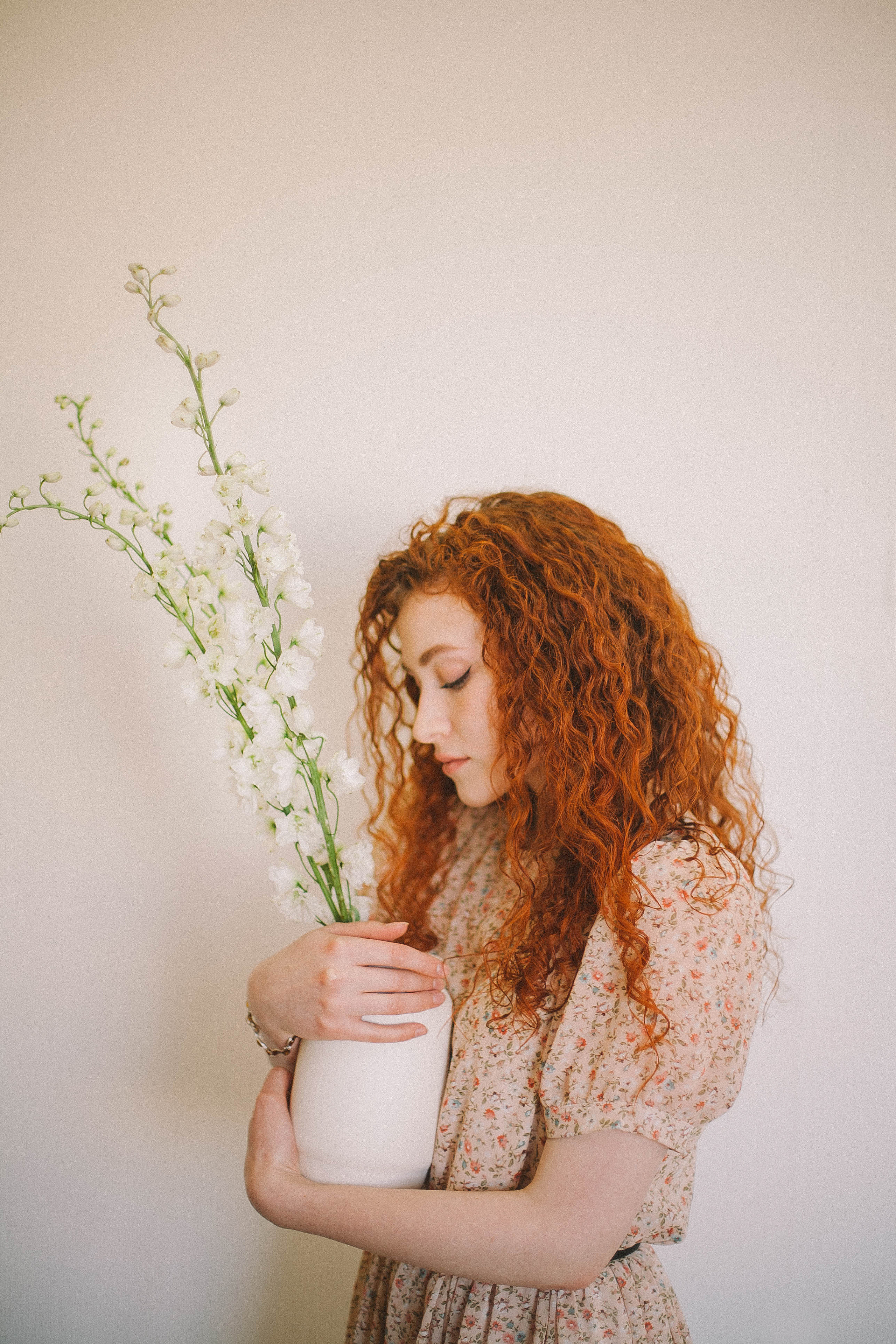 Контакты. Свадьбы в формате прогулки, индивидуальные и семейные съёмки