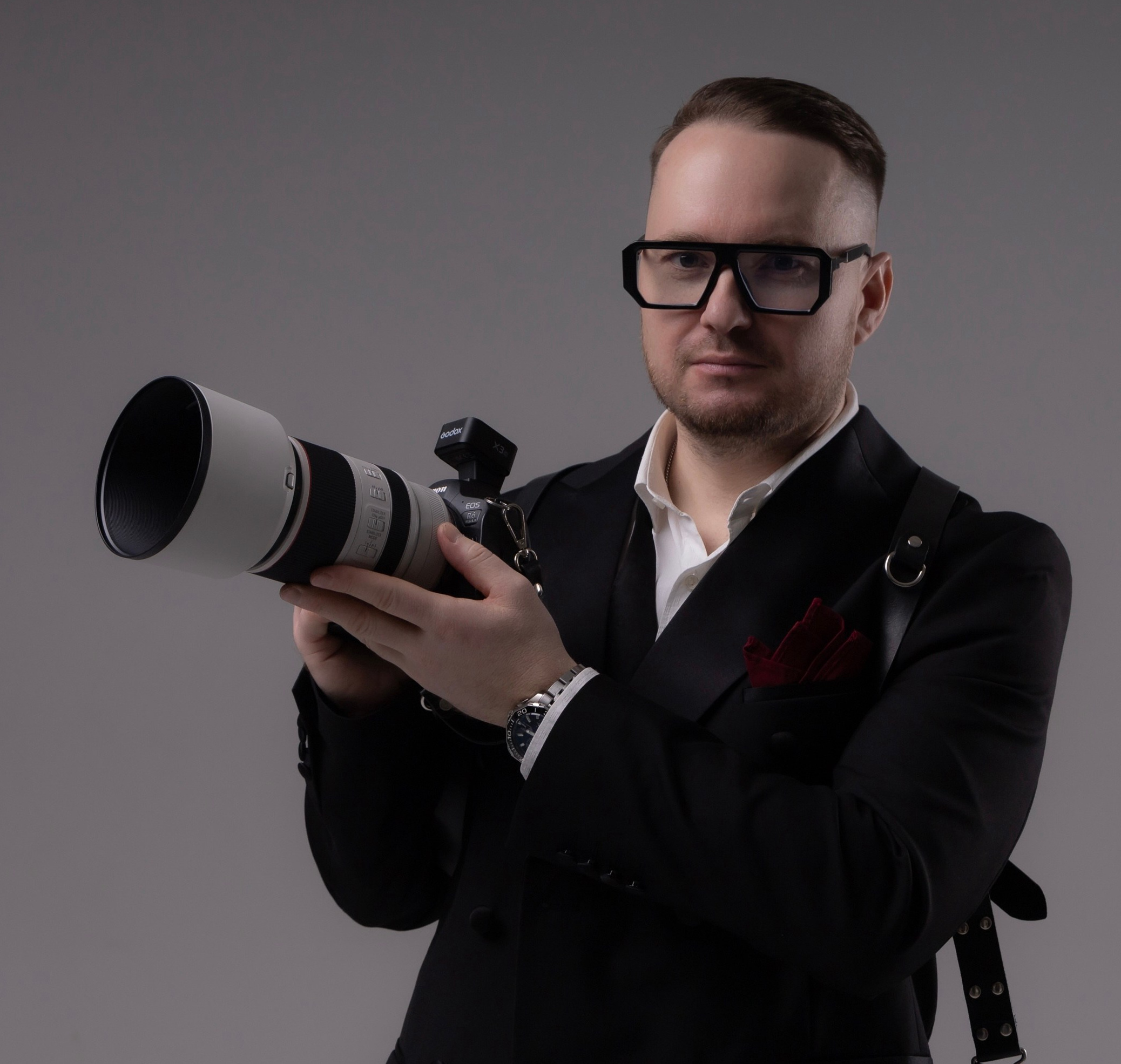 Фотограф свадебный, репортажный, индивидуальный, фото для маркетплейсов, брендов, автосалонов