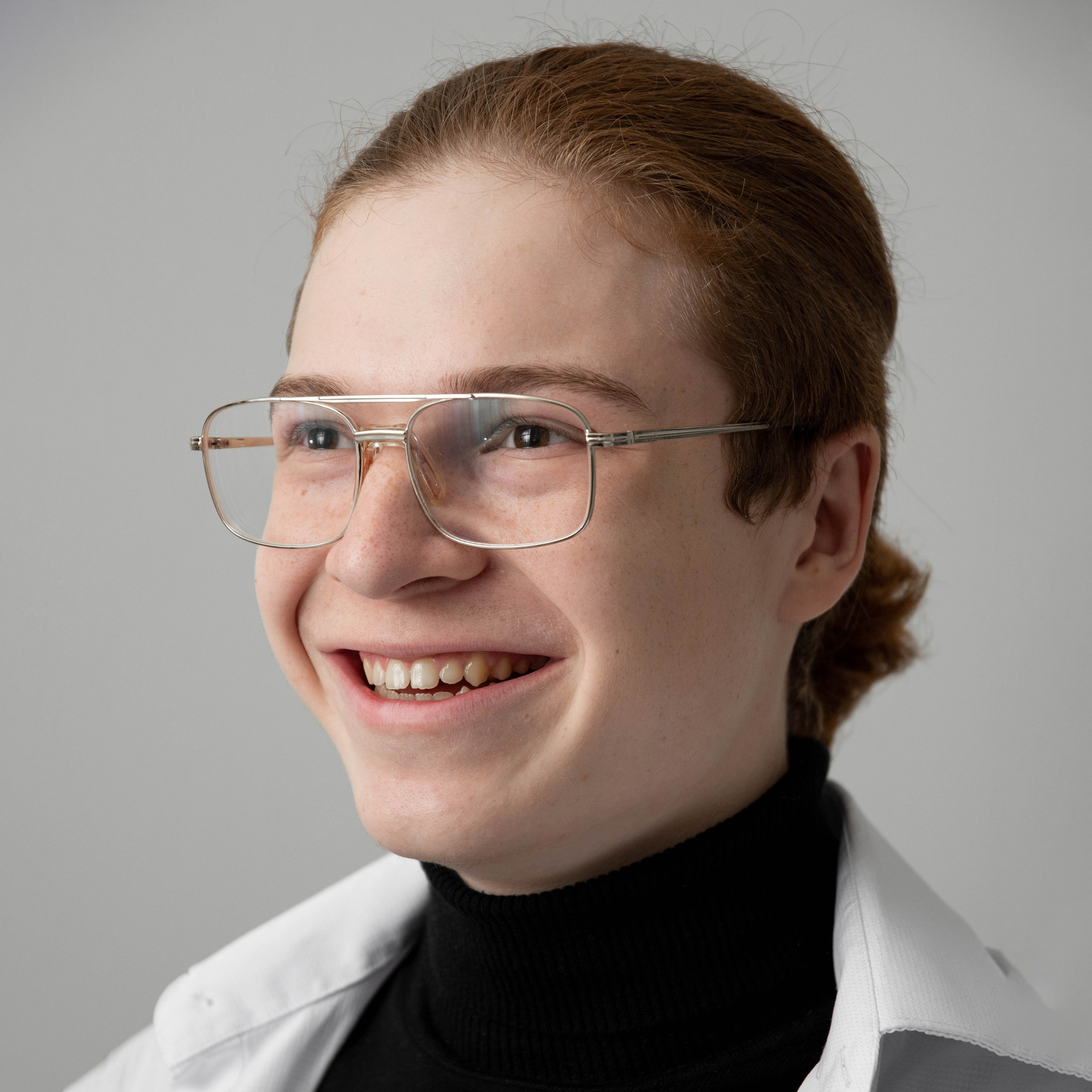 Контакты. Предметный и портретный фотограф Конорев Роман | Санкт-Петербург