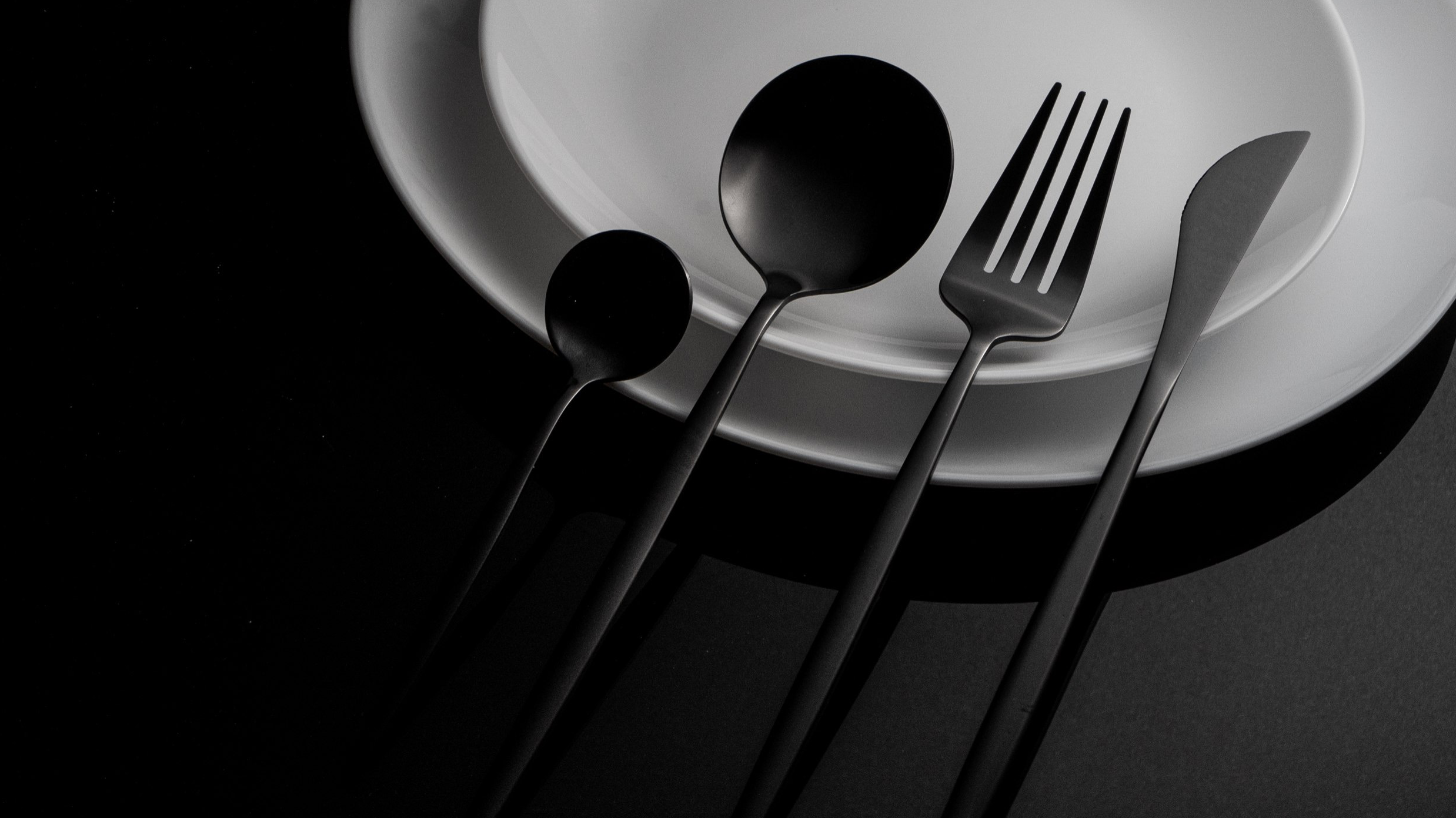 Профессиональные фотографии предметов для рекламы.