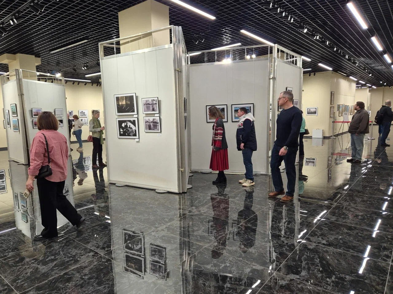 Выставка «Родные места» в г. Краснодаре. Фотограф Ольга Дунаева