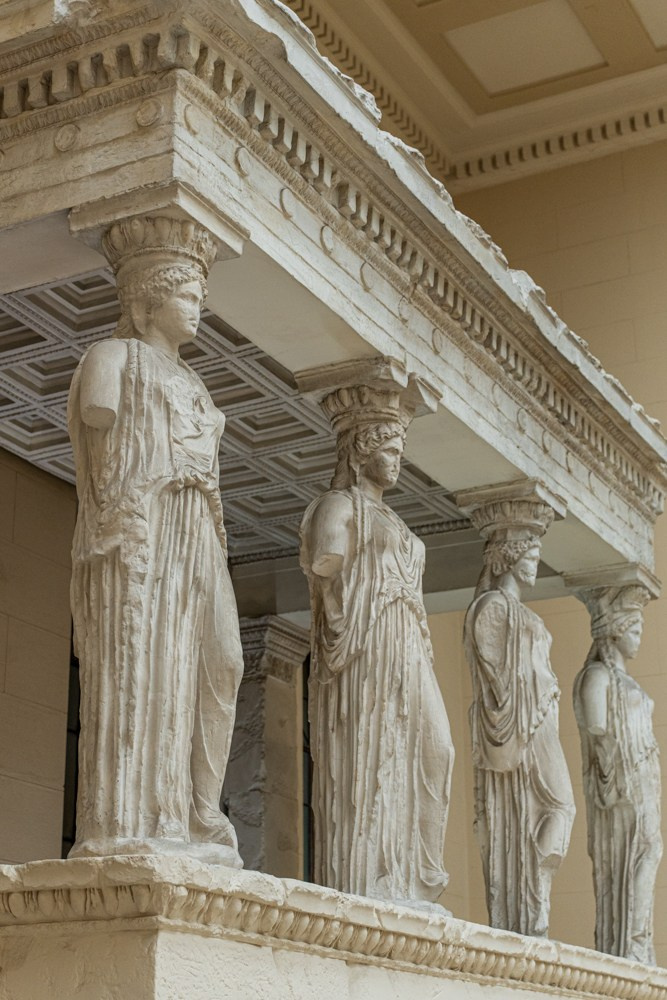 Собрание слепков Пушкинского музея. Фотограф и искусствовед в Туле и Санкт-Петербурге Нелли Некрасова