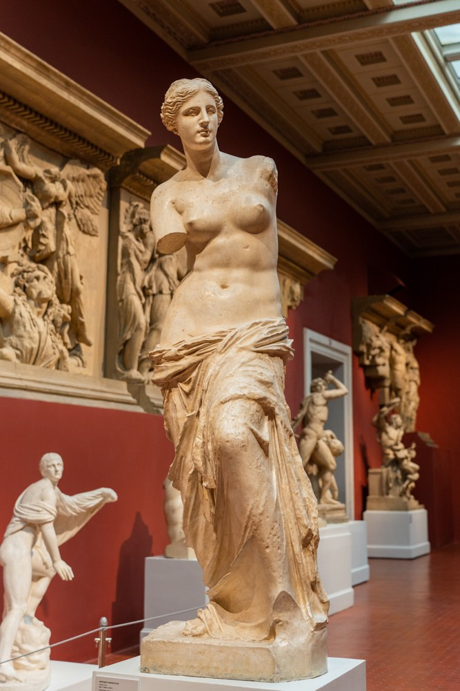 Собрание слепков Пушкинского музея. Фотограф и искусствовед в Туле и Санкт-Петербурге Нелли Некрасова