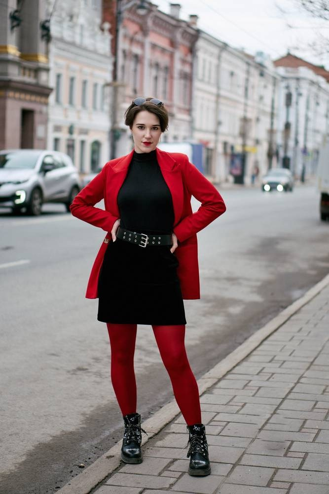 Модная классика. Сочетание красного и чёрного цветов