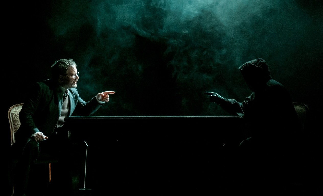 Спектакль Сергея Федотова «Карамазовы» на сцене пермского театра «У Моста». Журнал о самом особенном. Пермь и Пермский край