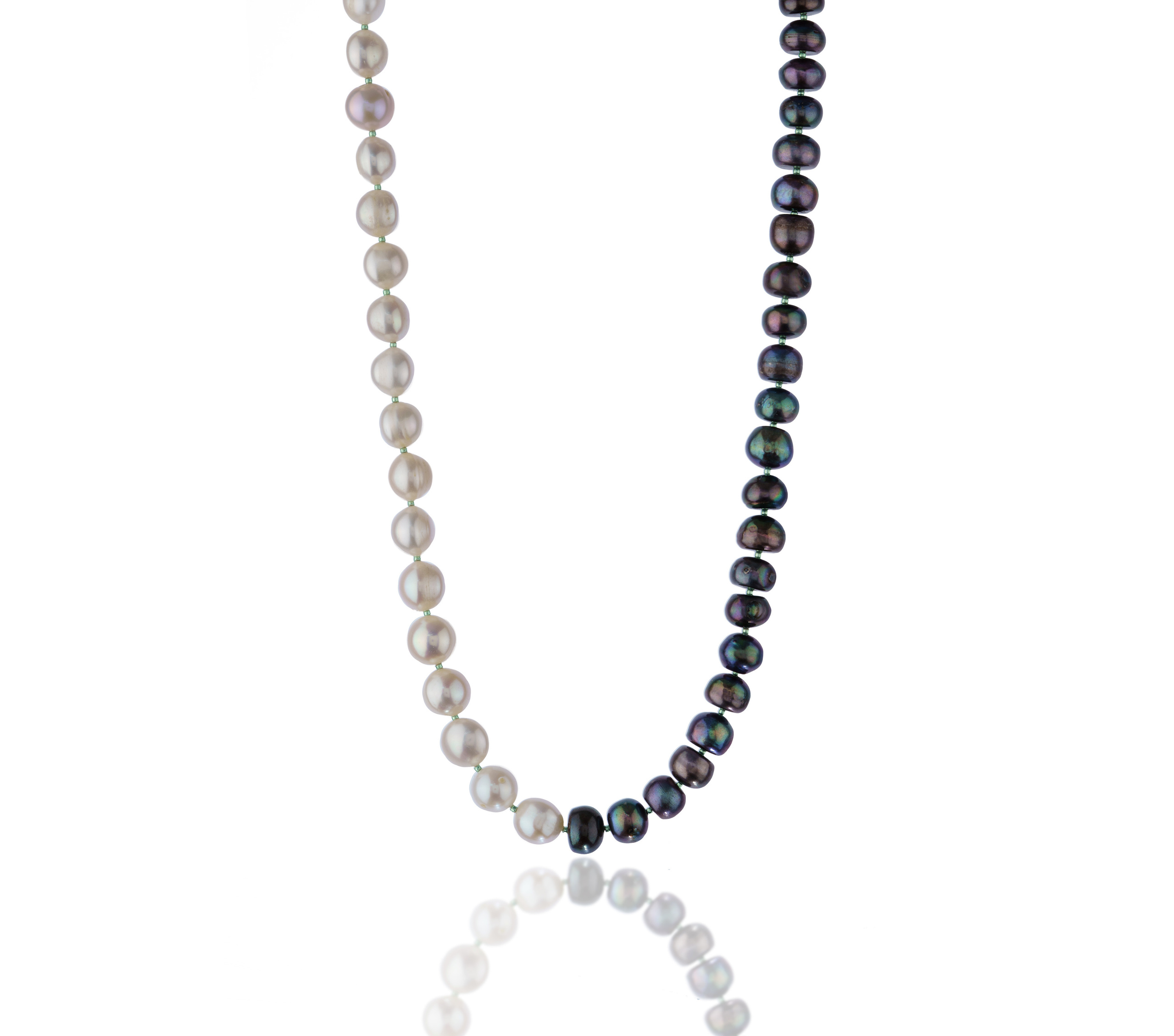 Ювелирный фотограф. Предметный и фуд фотограф Санкт-Петербурга Сергей