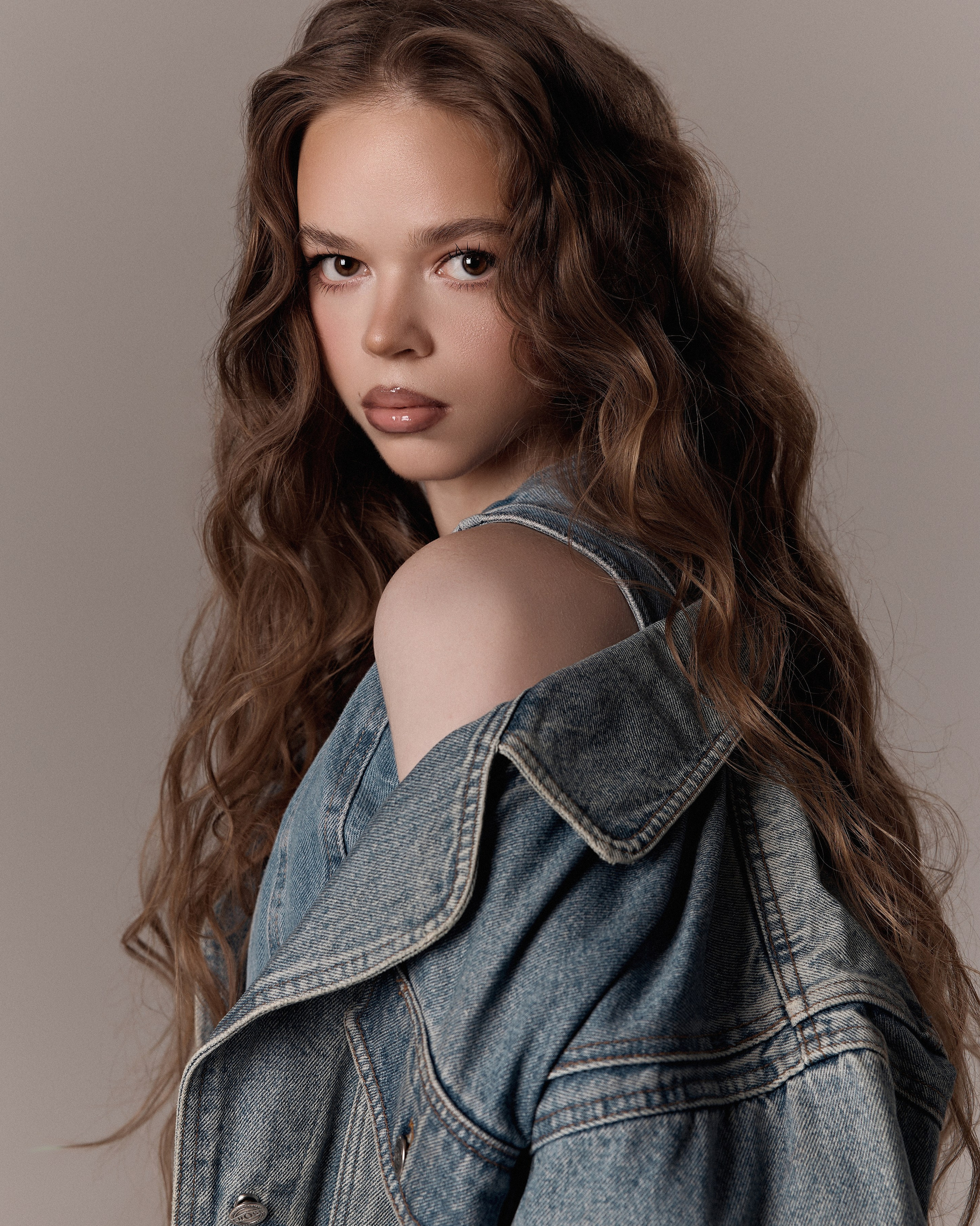 MODELS. MONSTERA MODELS