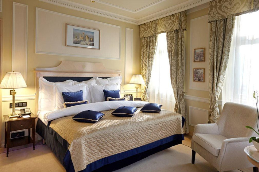 Красивые отели Москвы. Фото Радости. Свадебный и семейный фотограф в Москве Юлия Самойлова