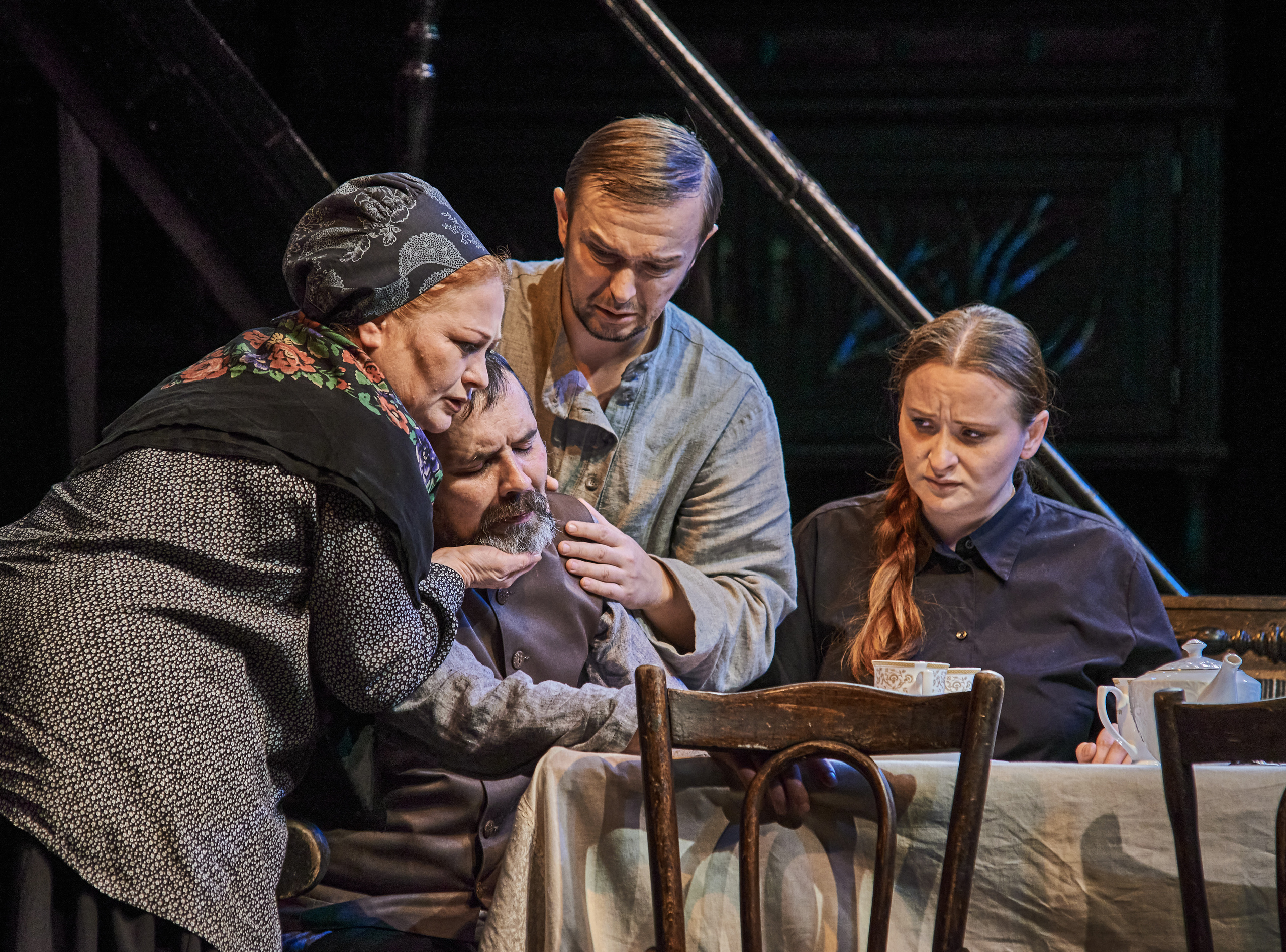 Горький в театре «У Моста»: почему важно смотреть классику. Журнал о самом особенном. Пермь и Пермский край