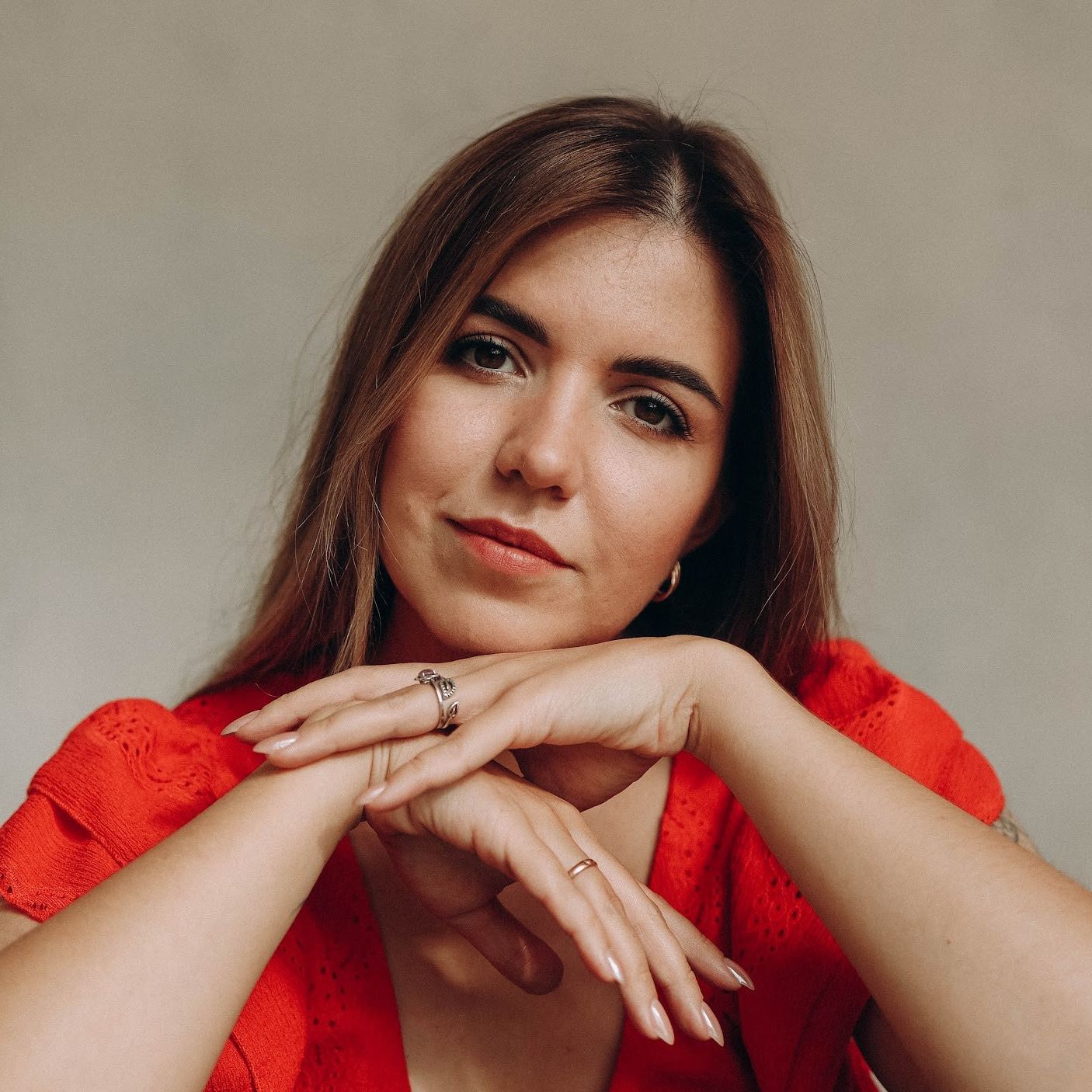 Контакты фотографа Марины Рерих. Марина Рерих — портретный фотограф в Екатеринбурге