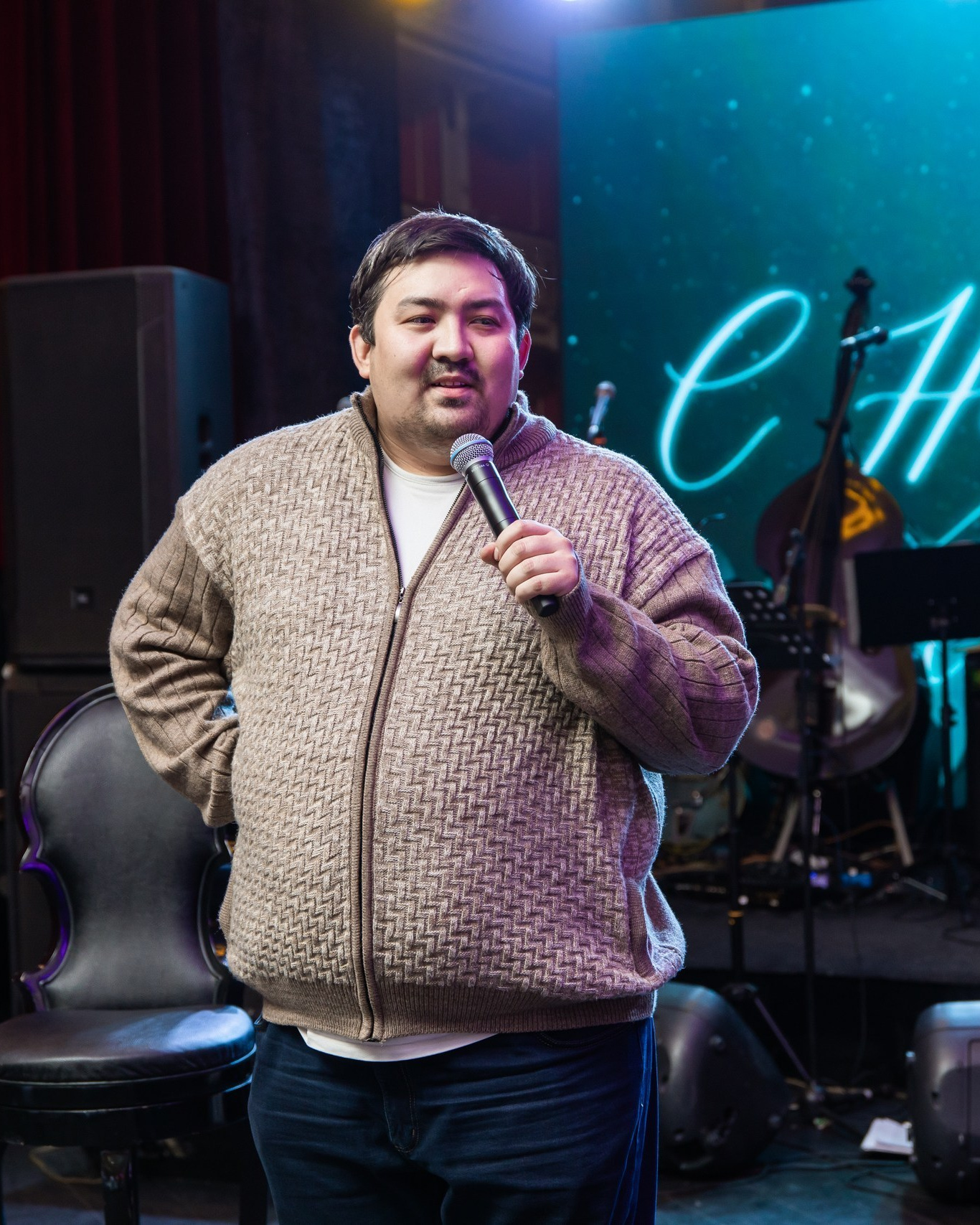 Свадебный и студийный фотограф в Алматы Ильяс Кырбаев