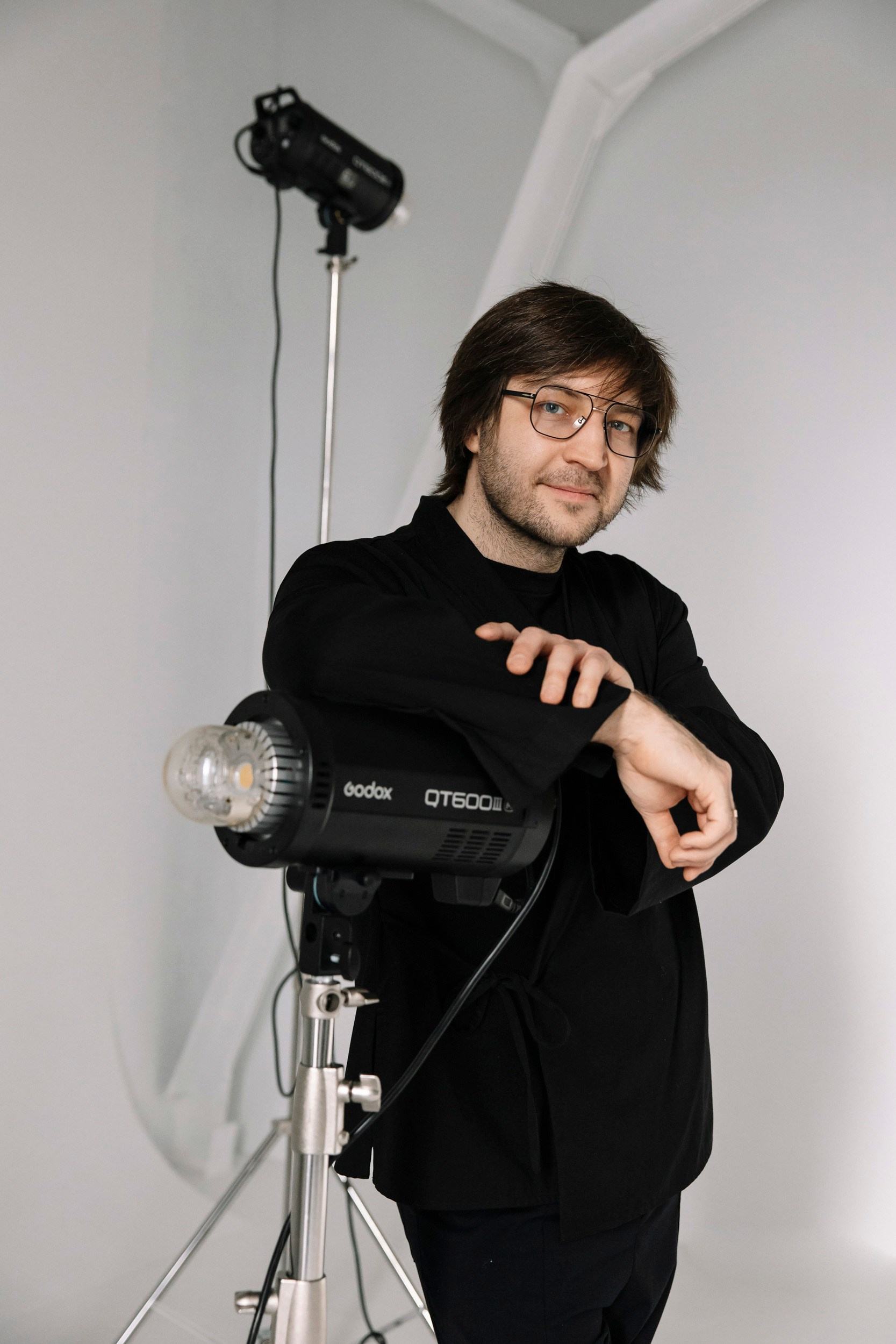 Контакты. Фотограф Антон Горин