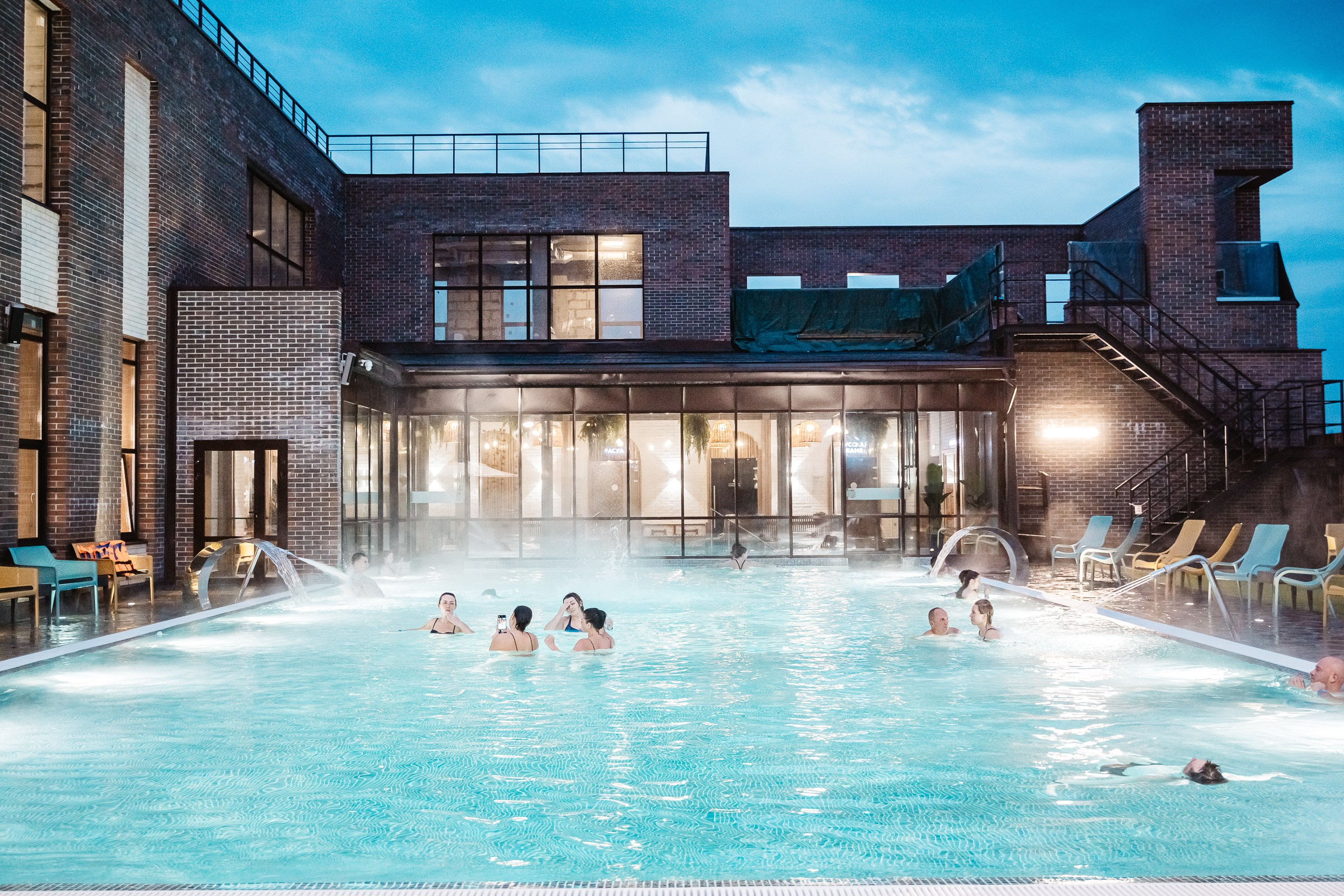 Услуги. Фотограф Леонид Смирнов | Репортажи | Автосъемки | Выпускные