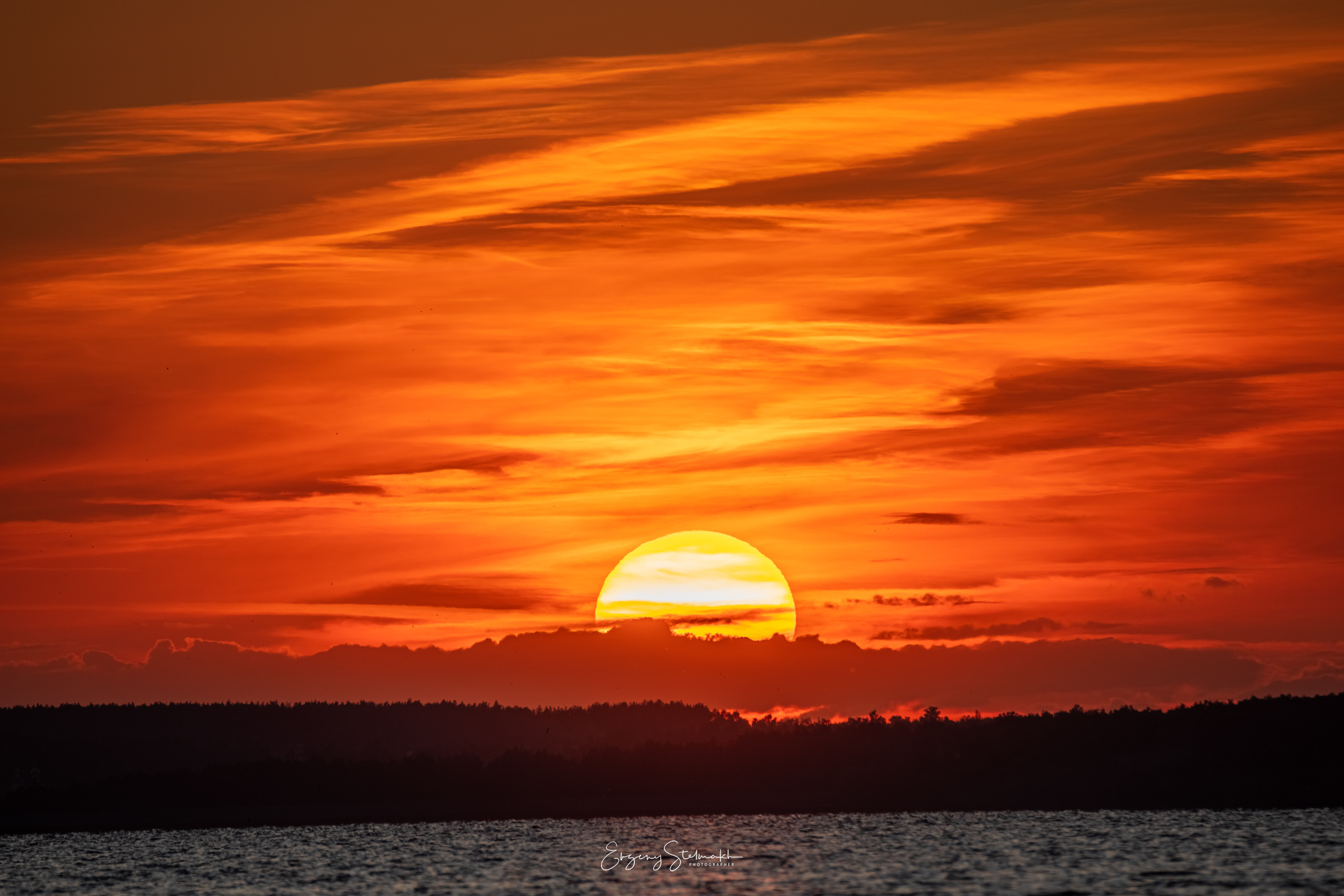 Съёмка заката солнца, луны, млечного пути и рассвета 3−4 августа 2019 г. Фотограф Евгений Стельмах в Молодечно и Минске