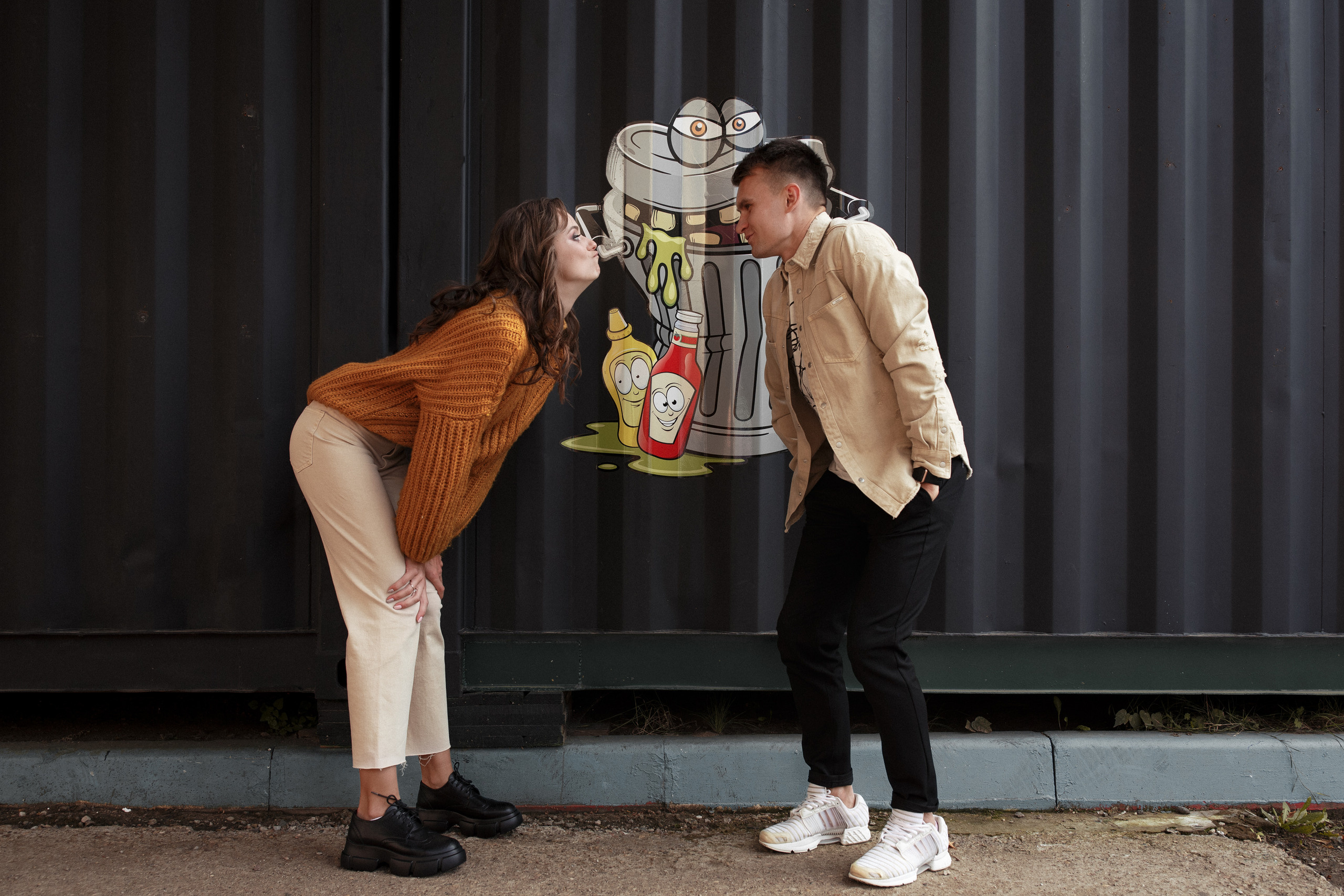 Яркая Love story  в фуд-корте Песочница