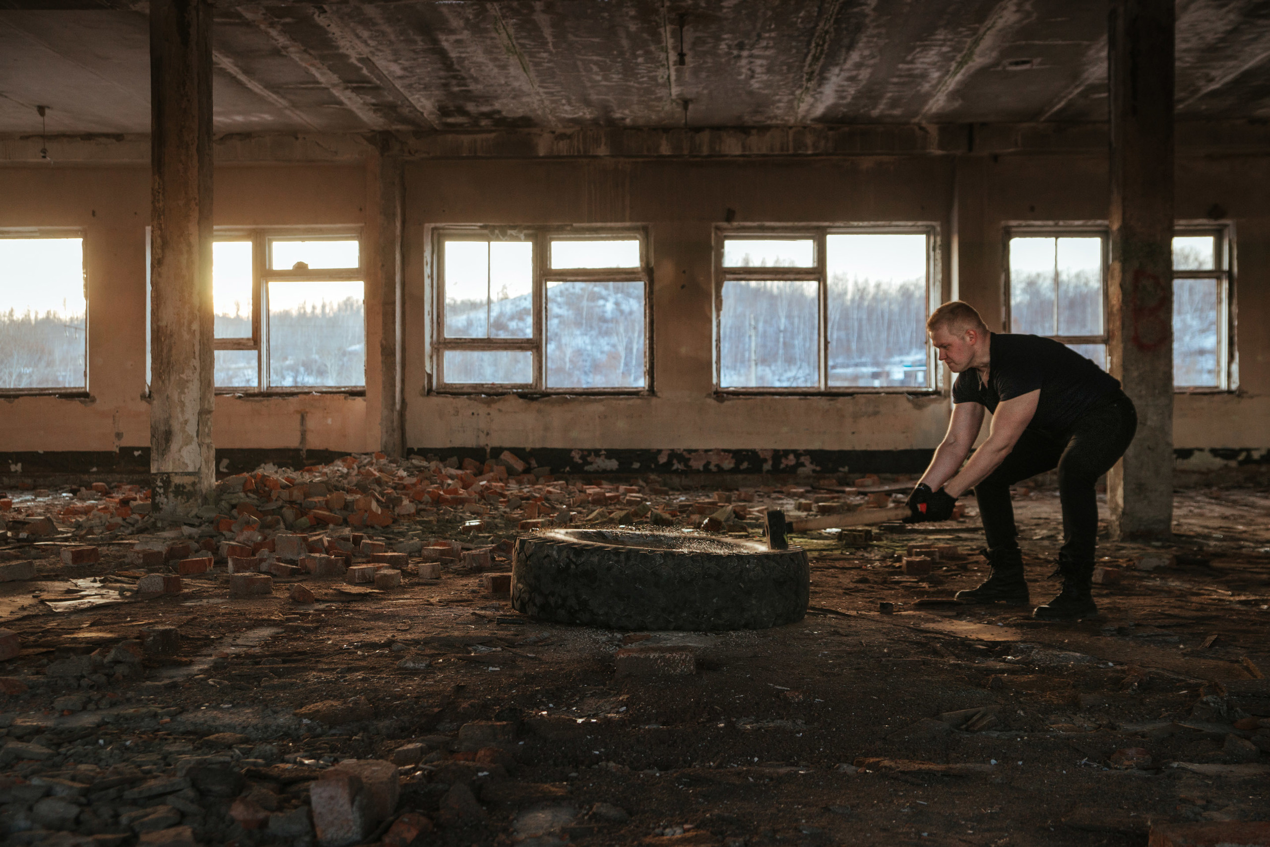 Winter Workout. Wedding & portrait photographer Sergey Lazarenko